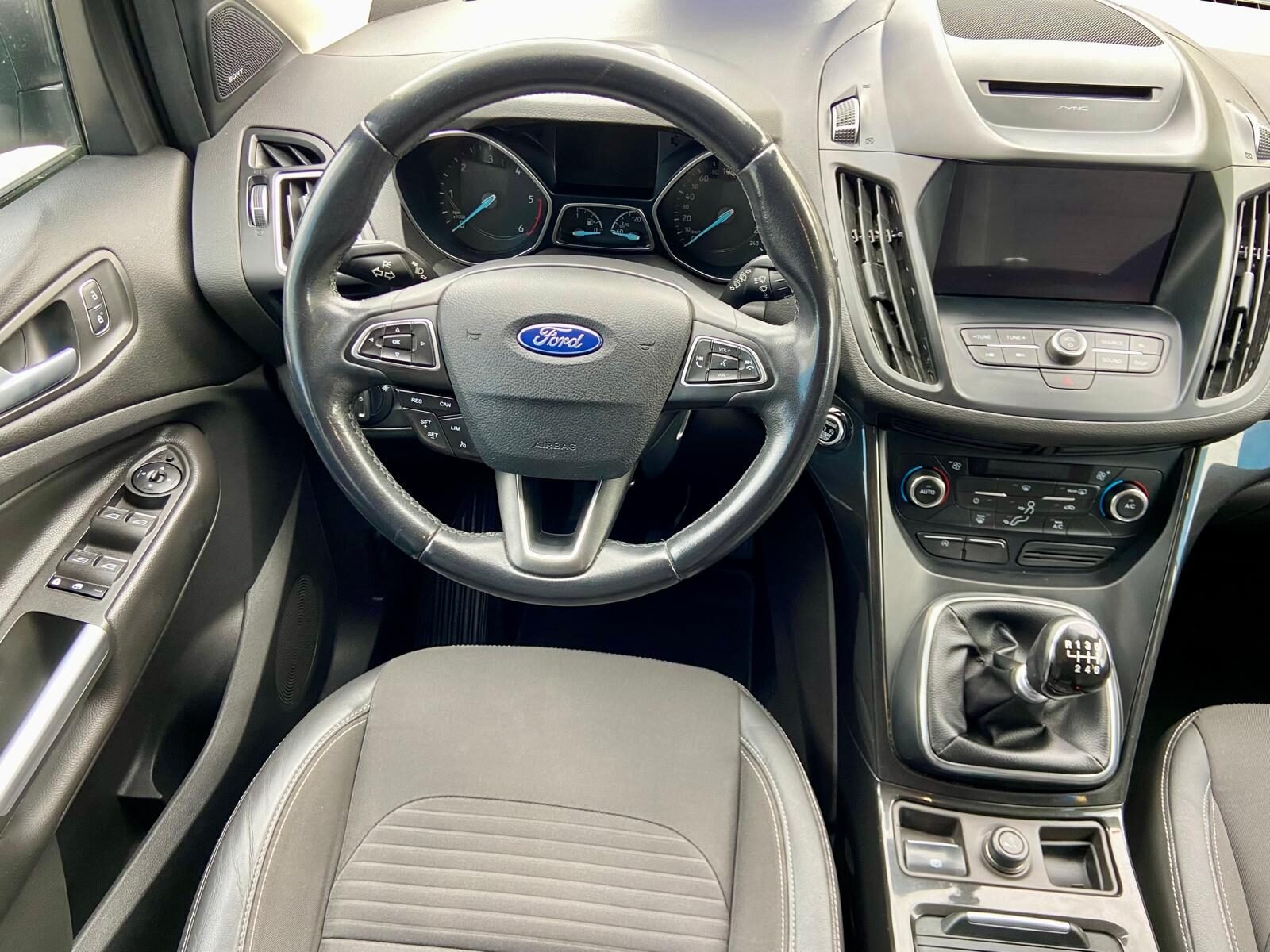 FORD Kuga 2.0 TDCi 4x2 Titanium 150