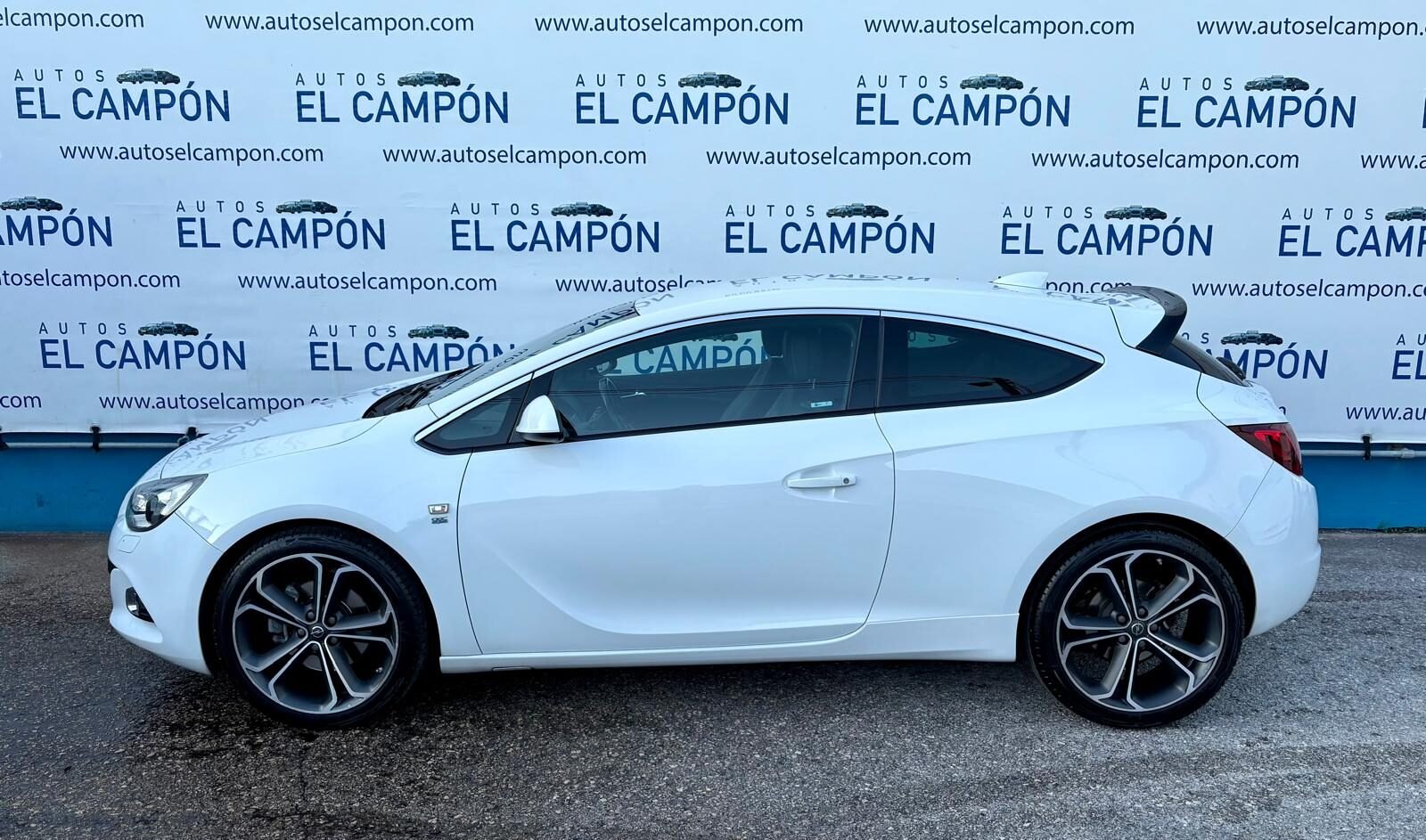 OPEL Astra GTC 1.6 T Sportive 200