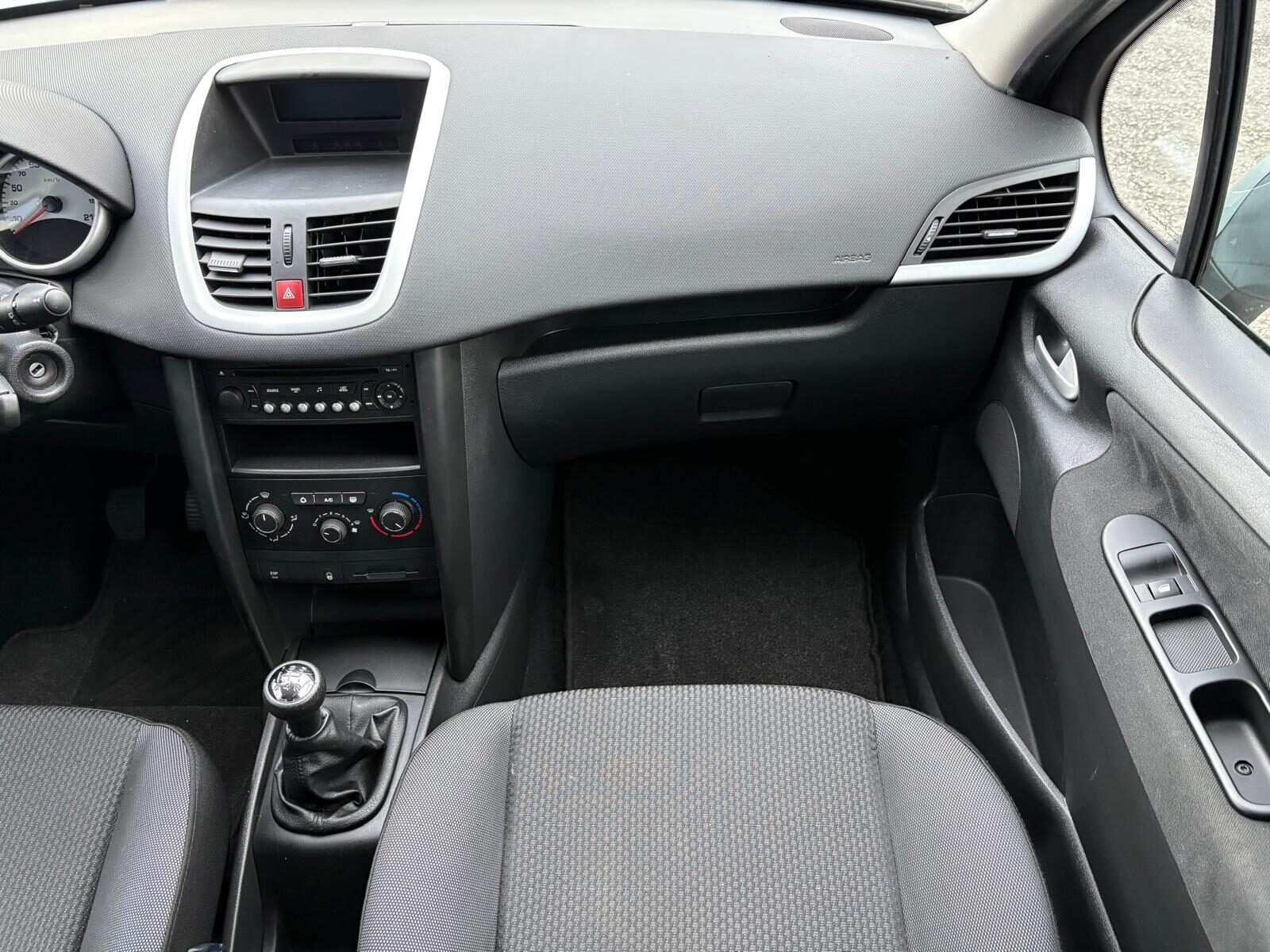 PEUGEOT 207 1.4 HDI Confort 3p 70