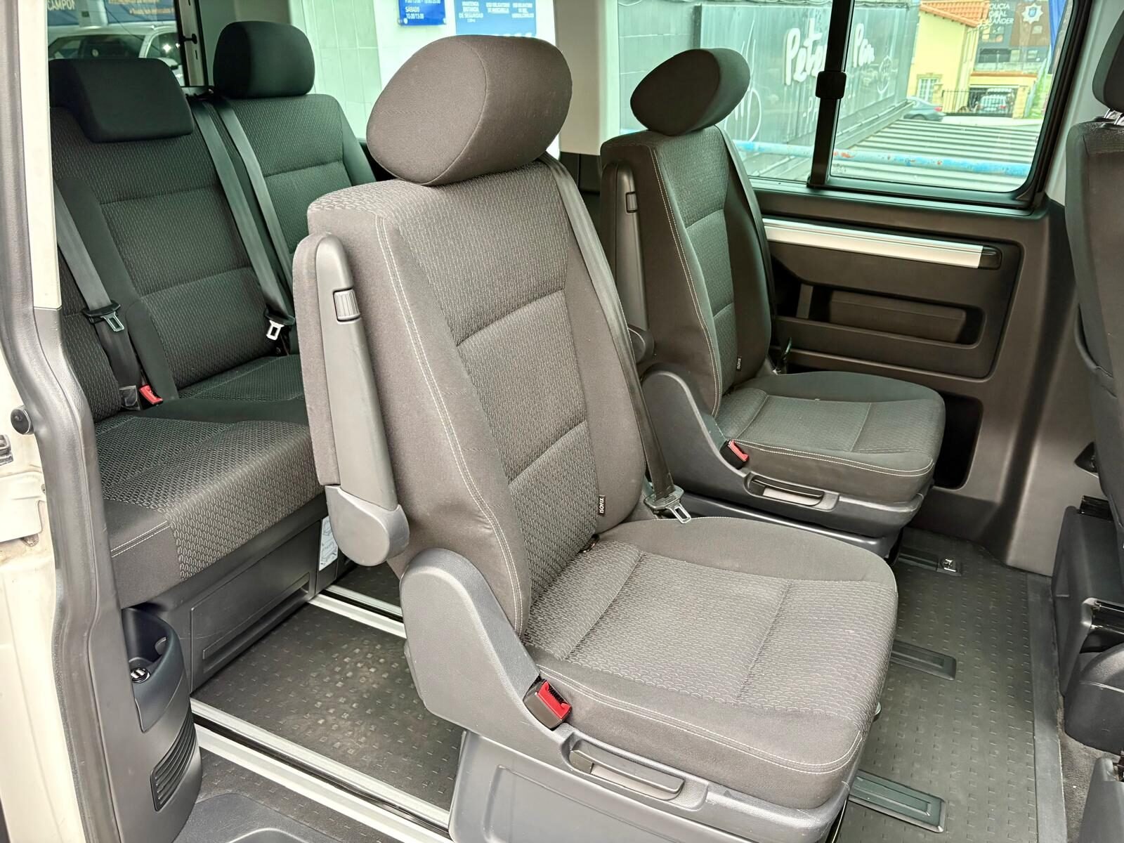 VOLKSWAGEN Multivan 2.0 TDI Outdoor 150