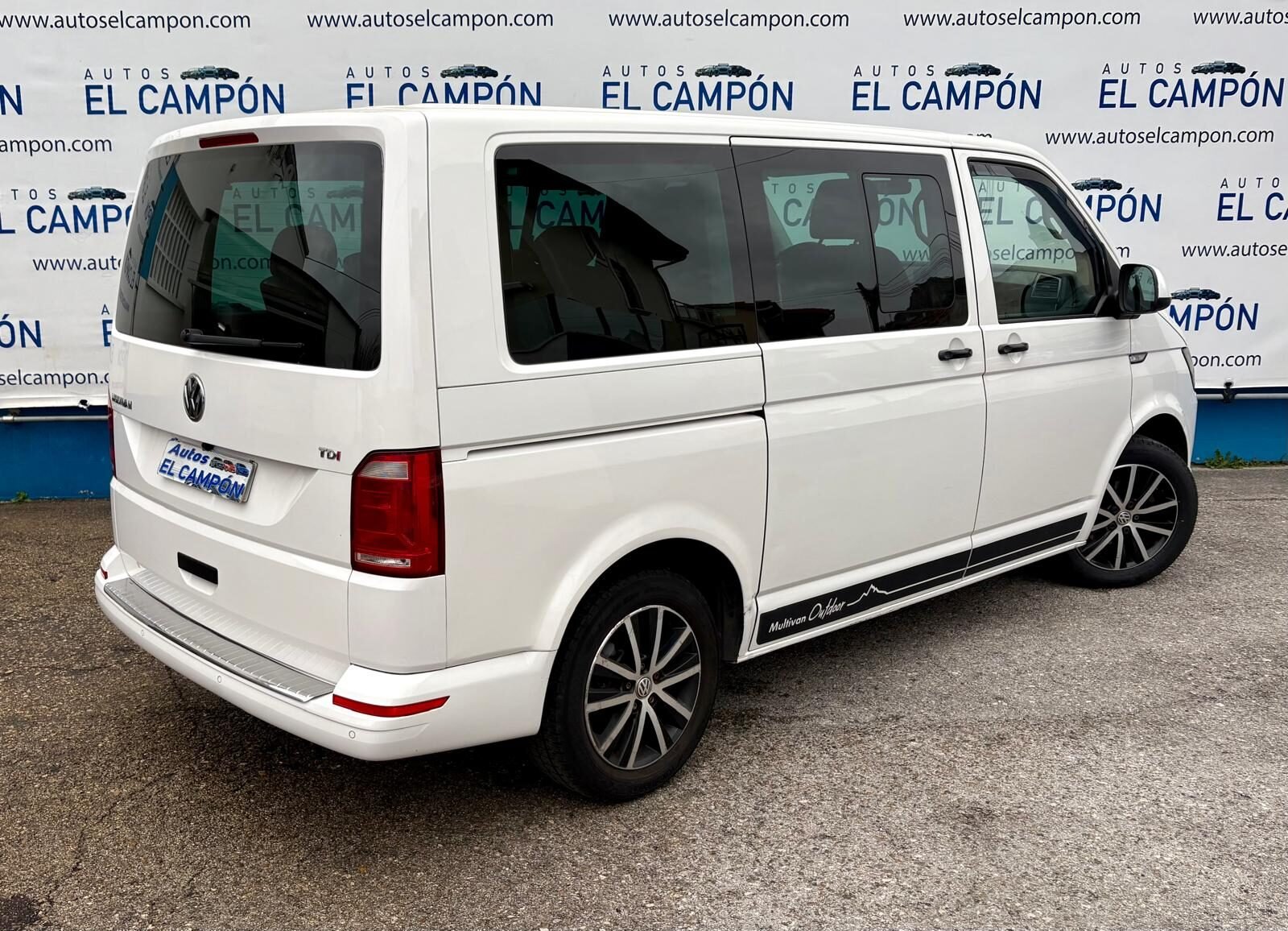 VOLKSWAGEN Multivan 2.0 TDI Outdoor 150