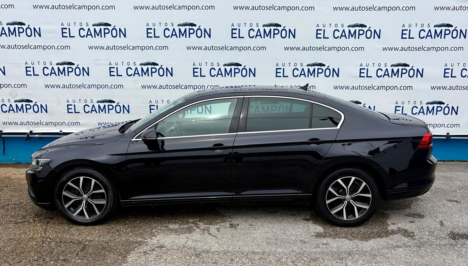 VOLKSWAGEN Passat 1.6 TDI Executive DSG7 120