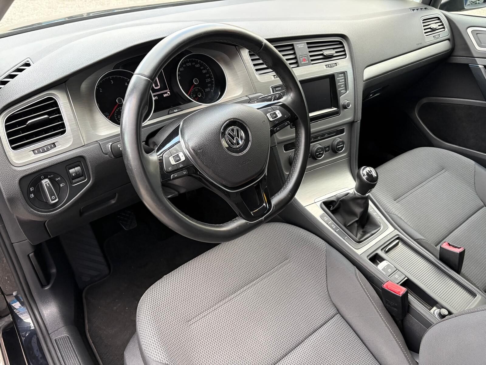 VOLKSWAGEN Golf Variant 1.6 TDI BMT Advance 105