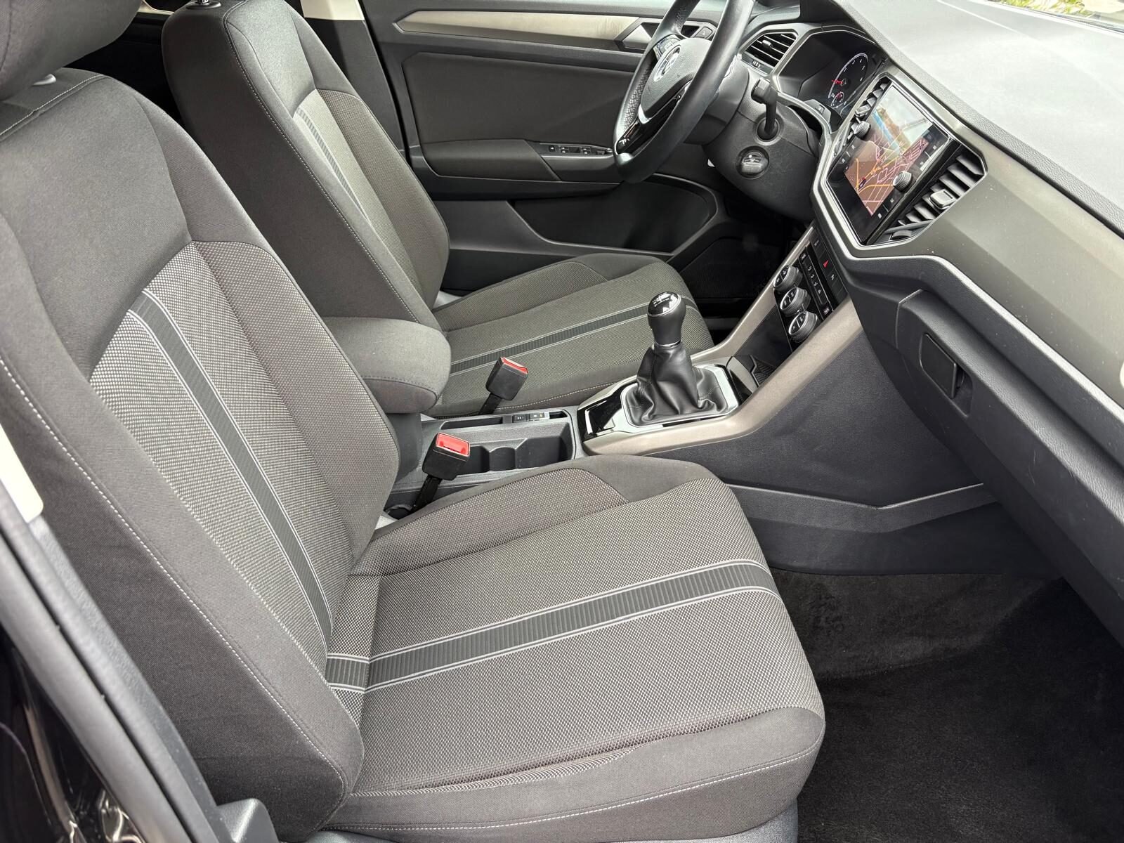 VOLKSWAGEN T-Roc 1.0 TSI Advance 110