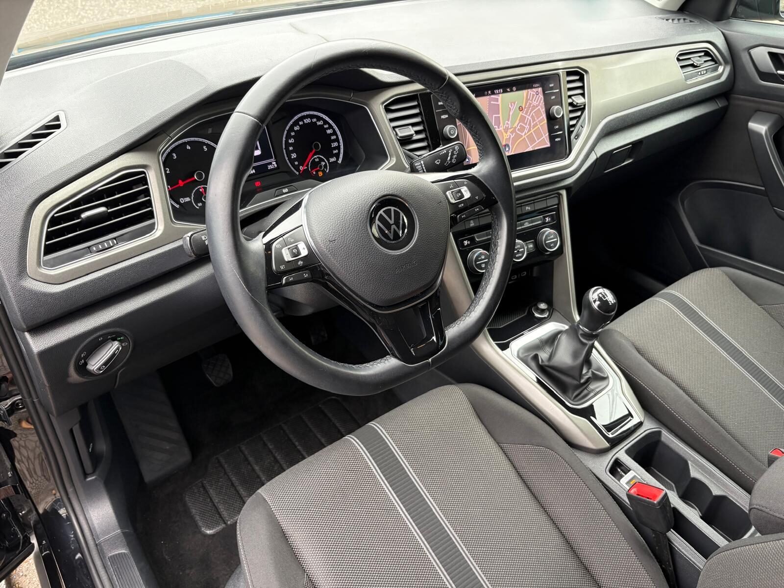 VOLKSWAGEN T-Roc 1.0 TSI Advance 110