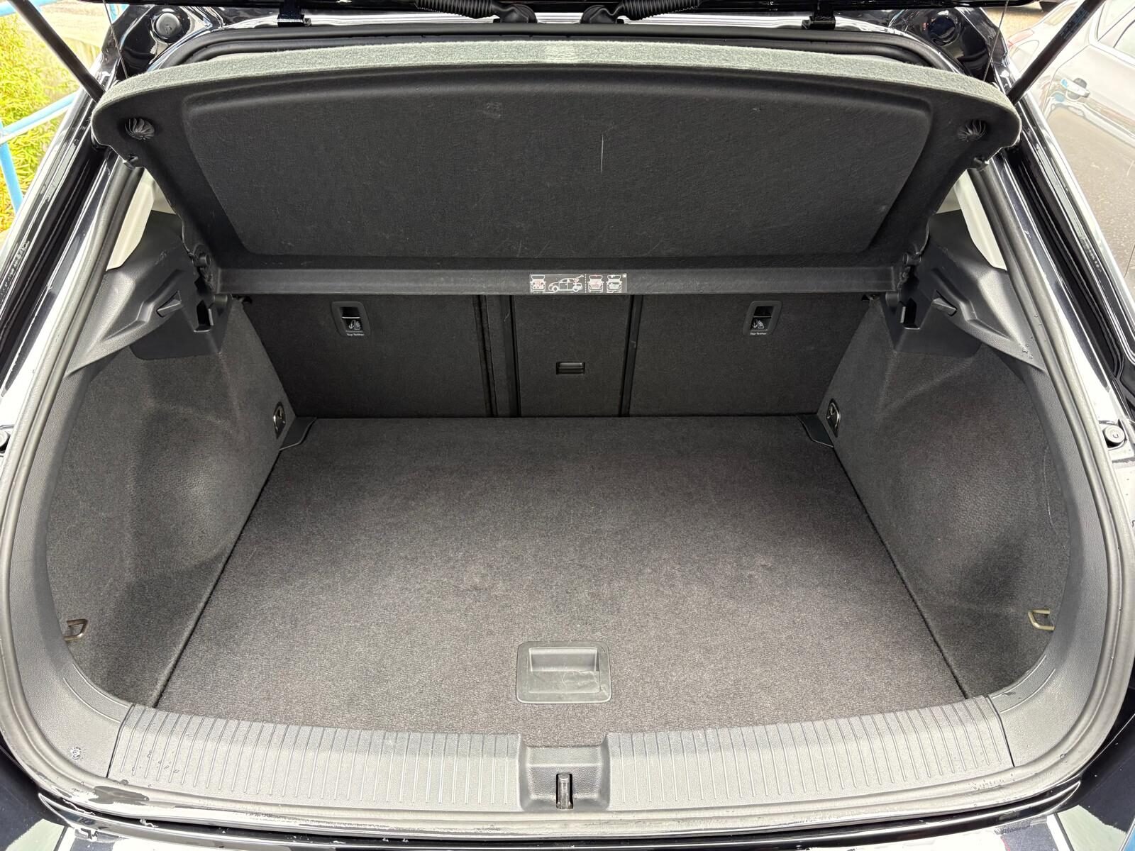 VOLKSWAGEN T-Roc 1.0 TSI Advance 110