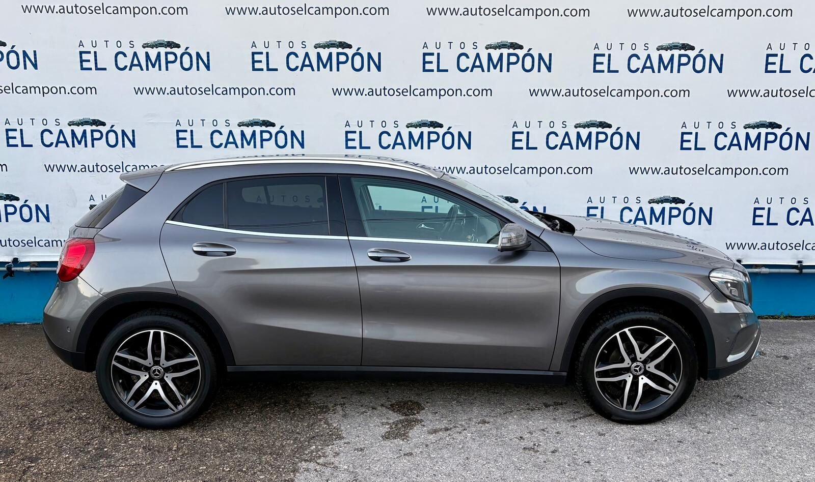 MERCEDES-BENZ Clase GLA 200 Urban 156