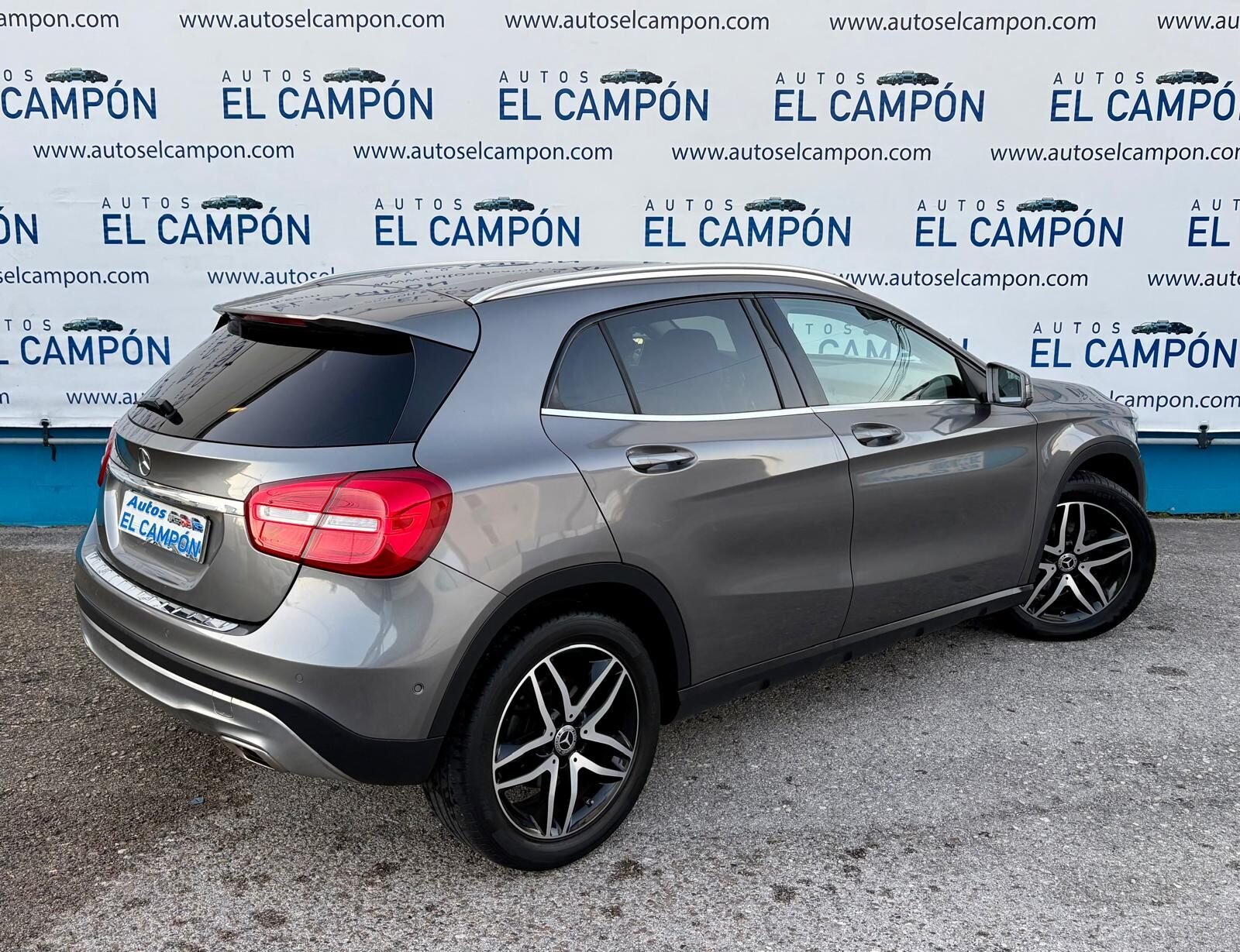 MERCEDES-BENZ Clase GLA 200 Urban 156