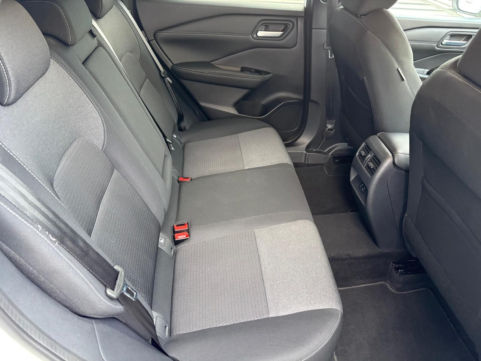 NISSAN QASHQAI 1.3 DIG-T mHEV N-Connecta 140