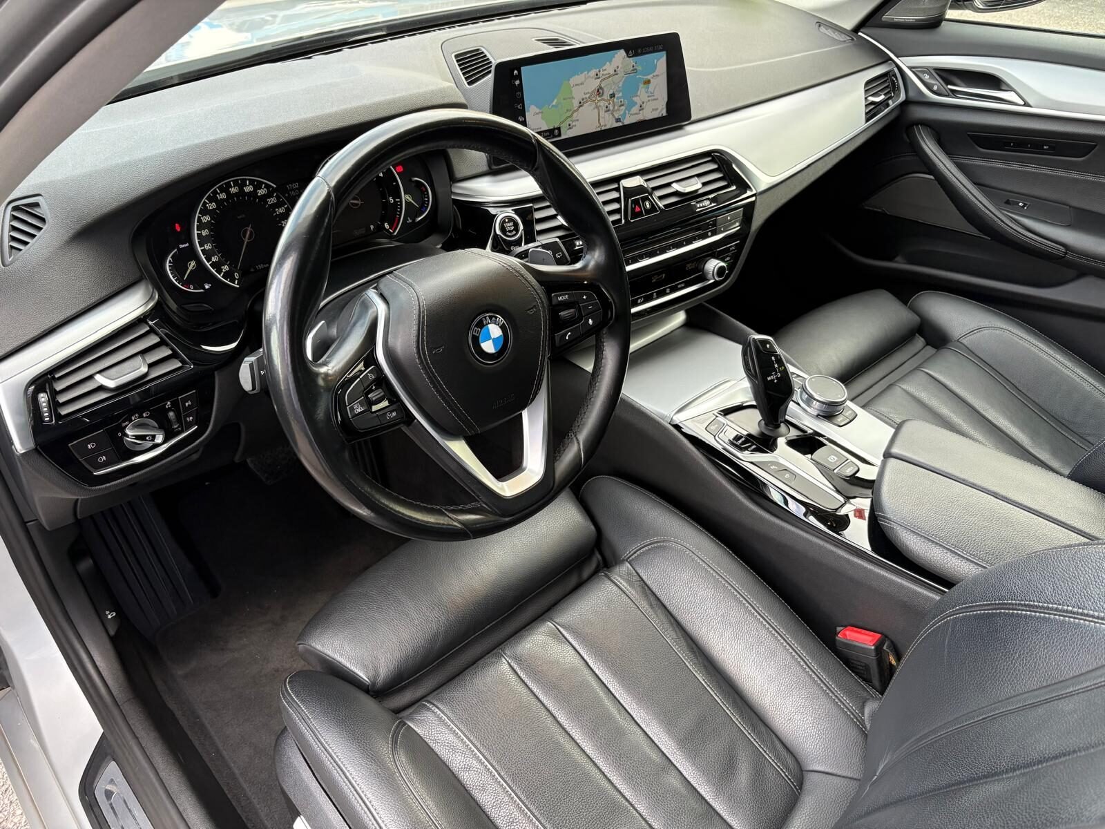 BMW Serie 5 530d Touring 265