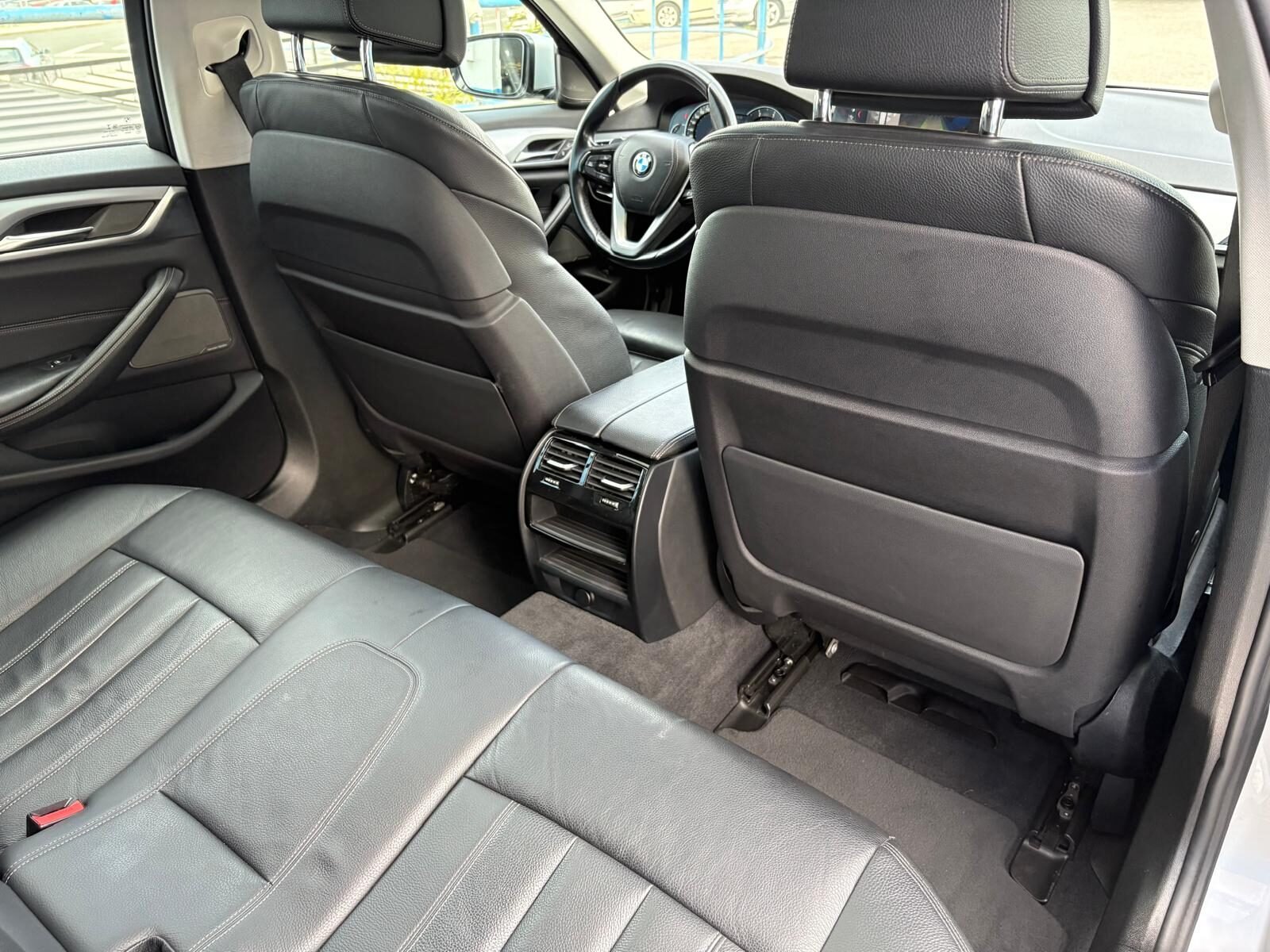 BMW Serie 5 530d Touring 265