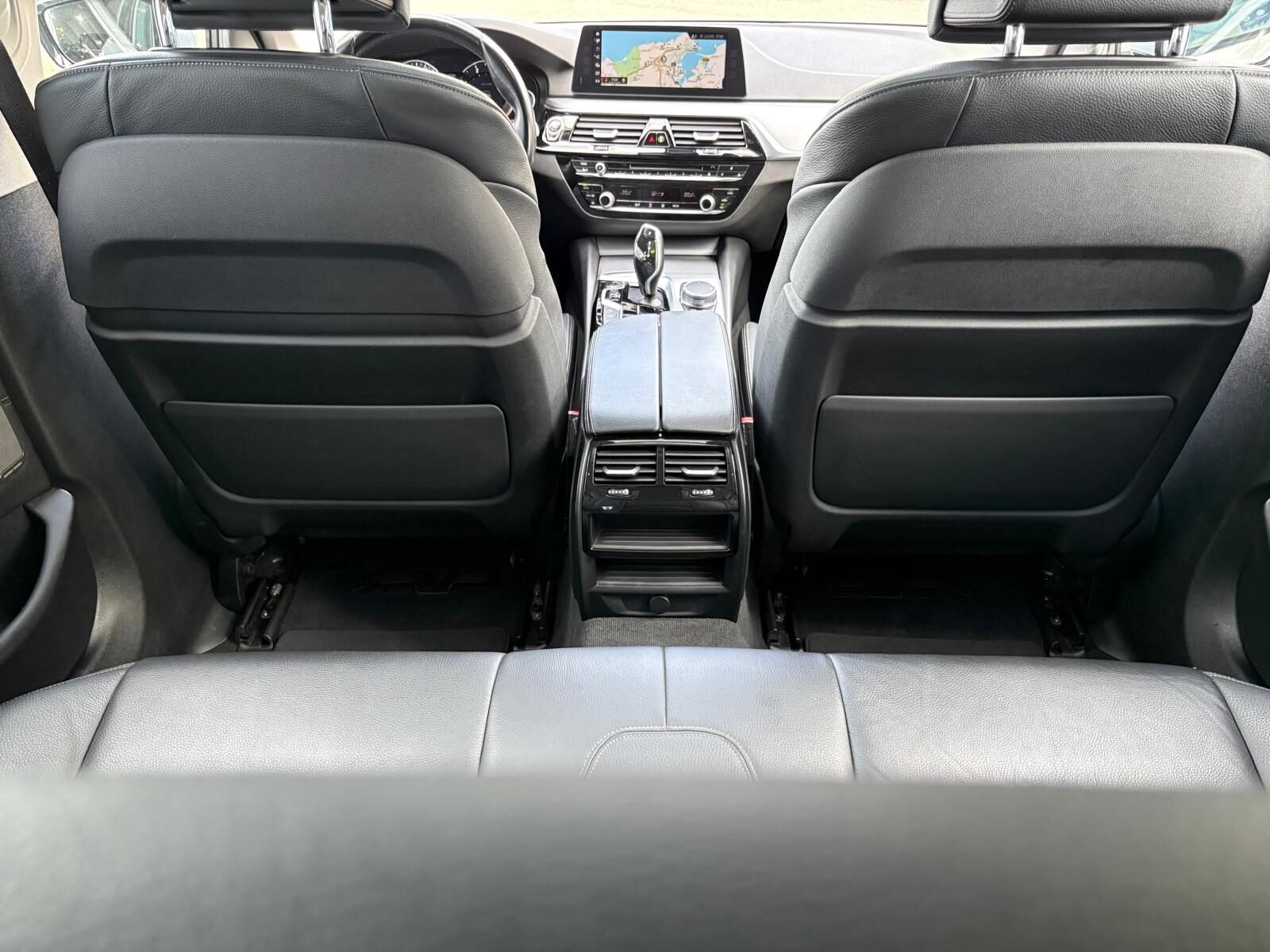 BMW Serie 5 530d Touring 265