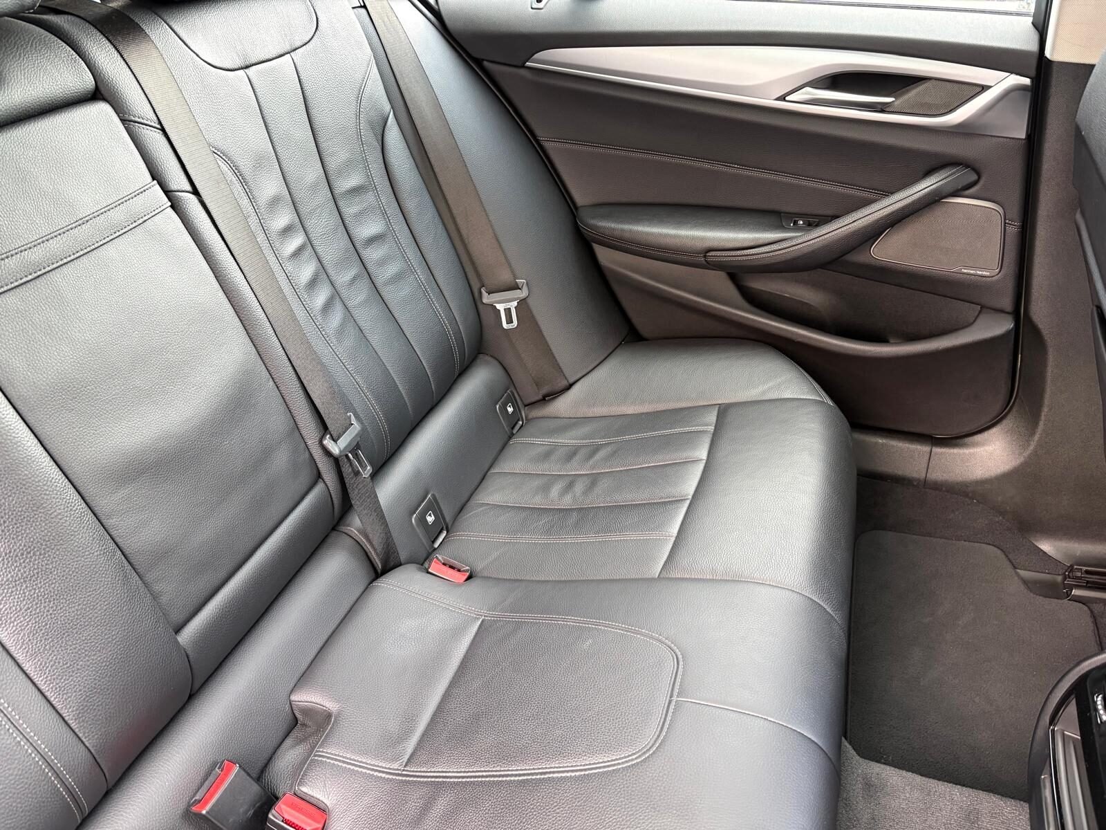 BMW Serie 5 530d Touring 265