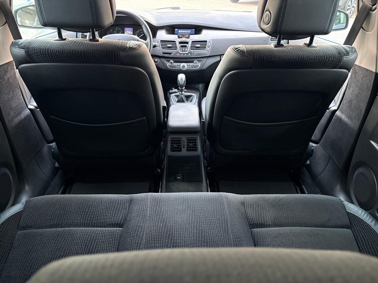 RENAULT Laguna 2.0 dCi Privilege 130