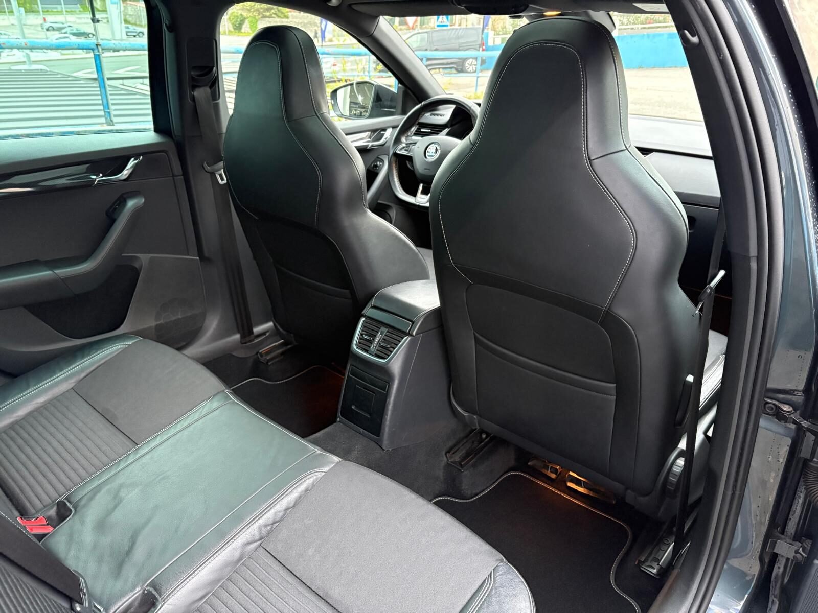 SKODA Octavia Combi 2.0 TDI RS 184