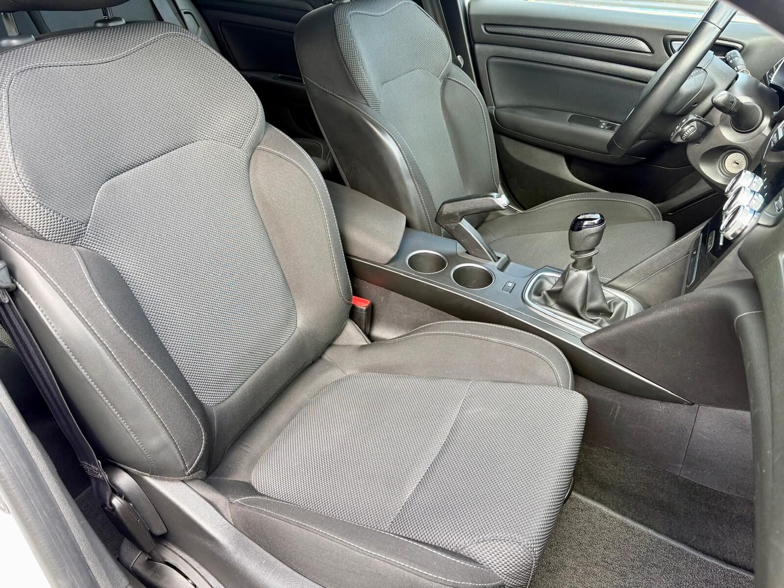 RENAULT Megane 1.5 dCi Zen Blue 115