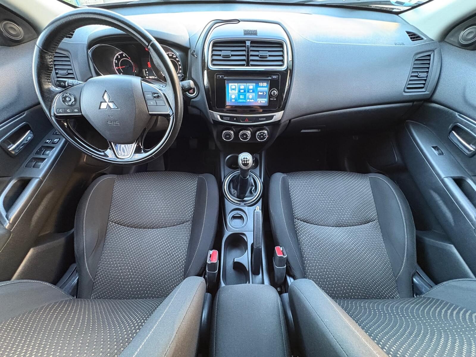 MITSUBISHI ASX 160 DI-D Motion 114