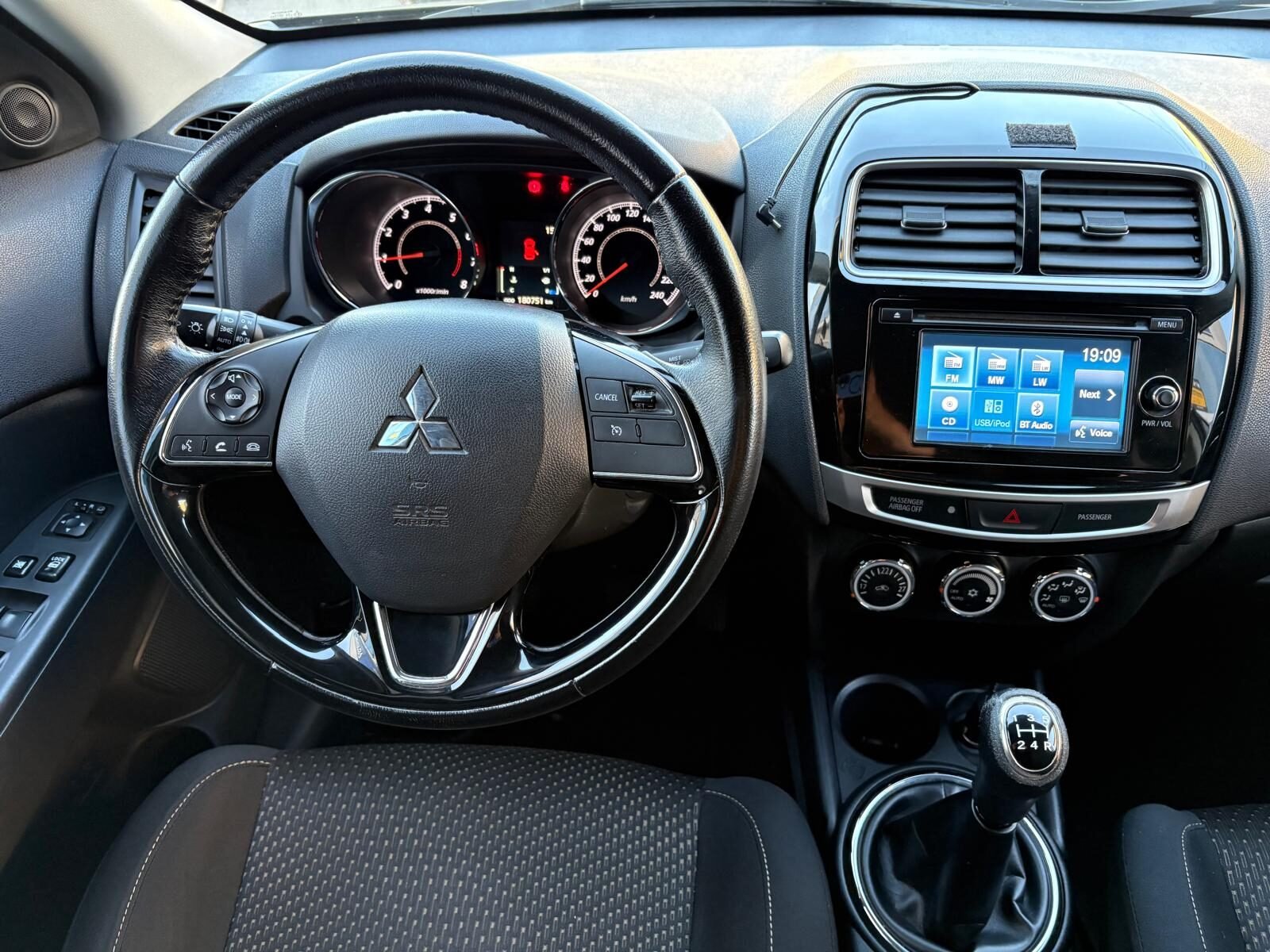 MITSUBISHI ASX 160 DI-D Motion 114