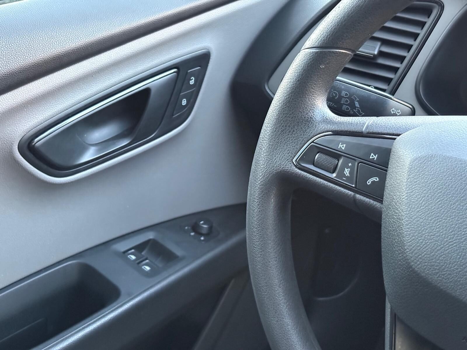 SEAT León 1.6 TDI Reference 105