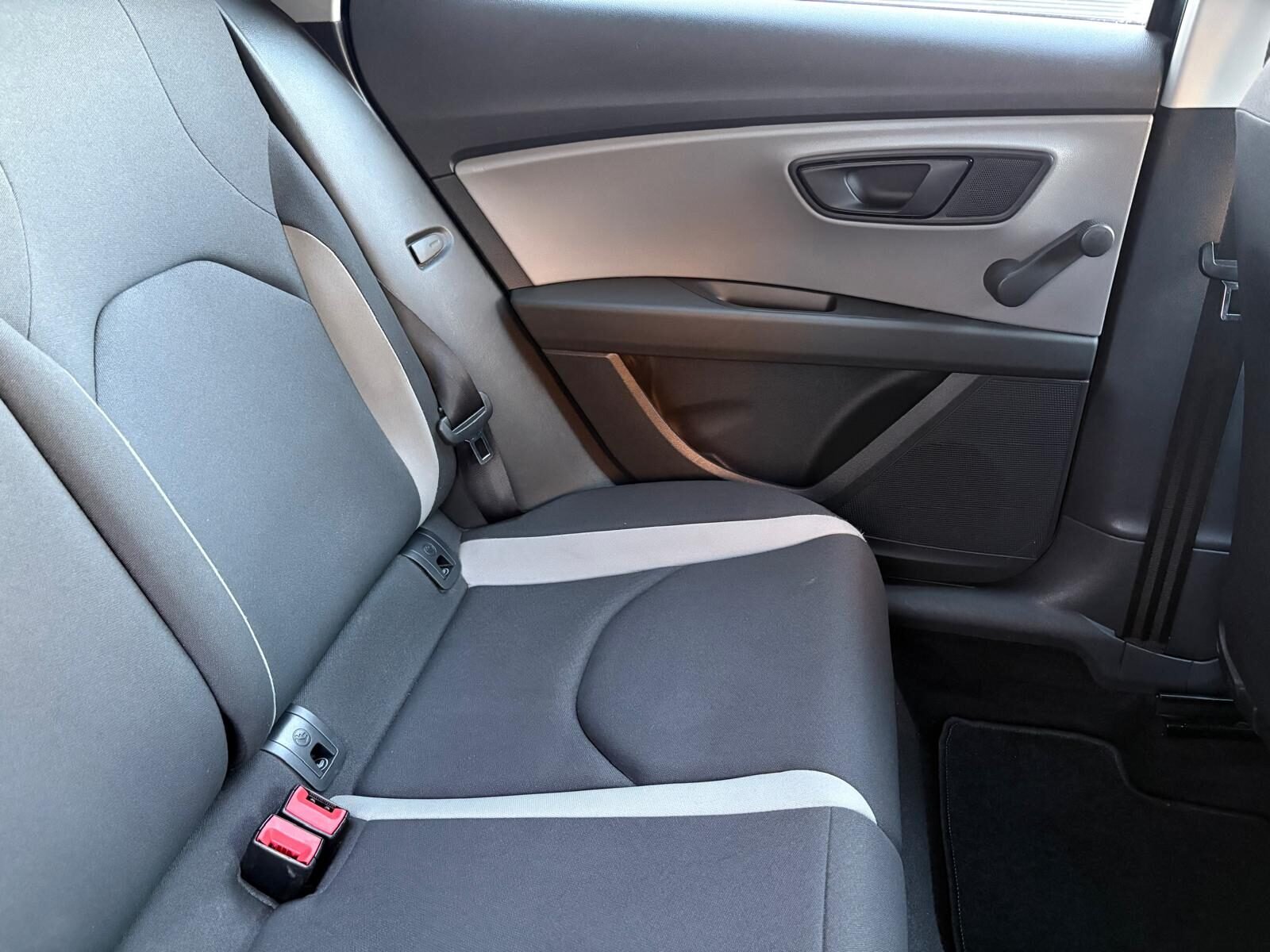 SEAT León 1.6 TDI Reference 105