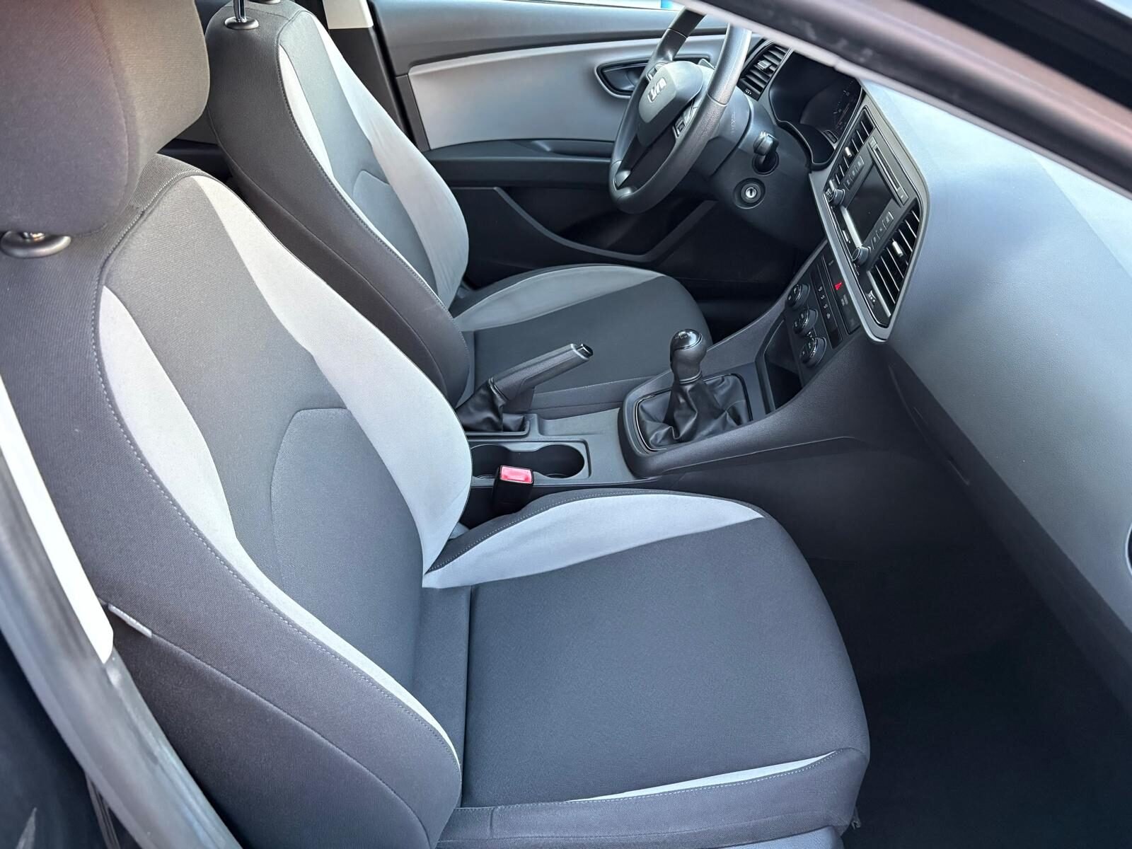 SEAT León 1.6 TDI Reference 105