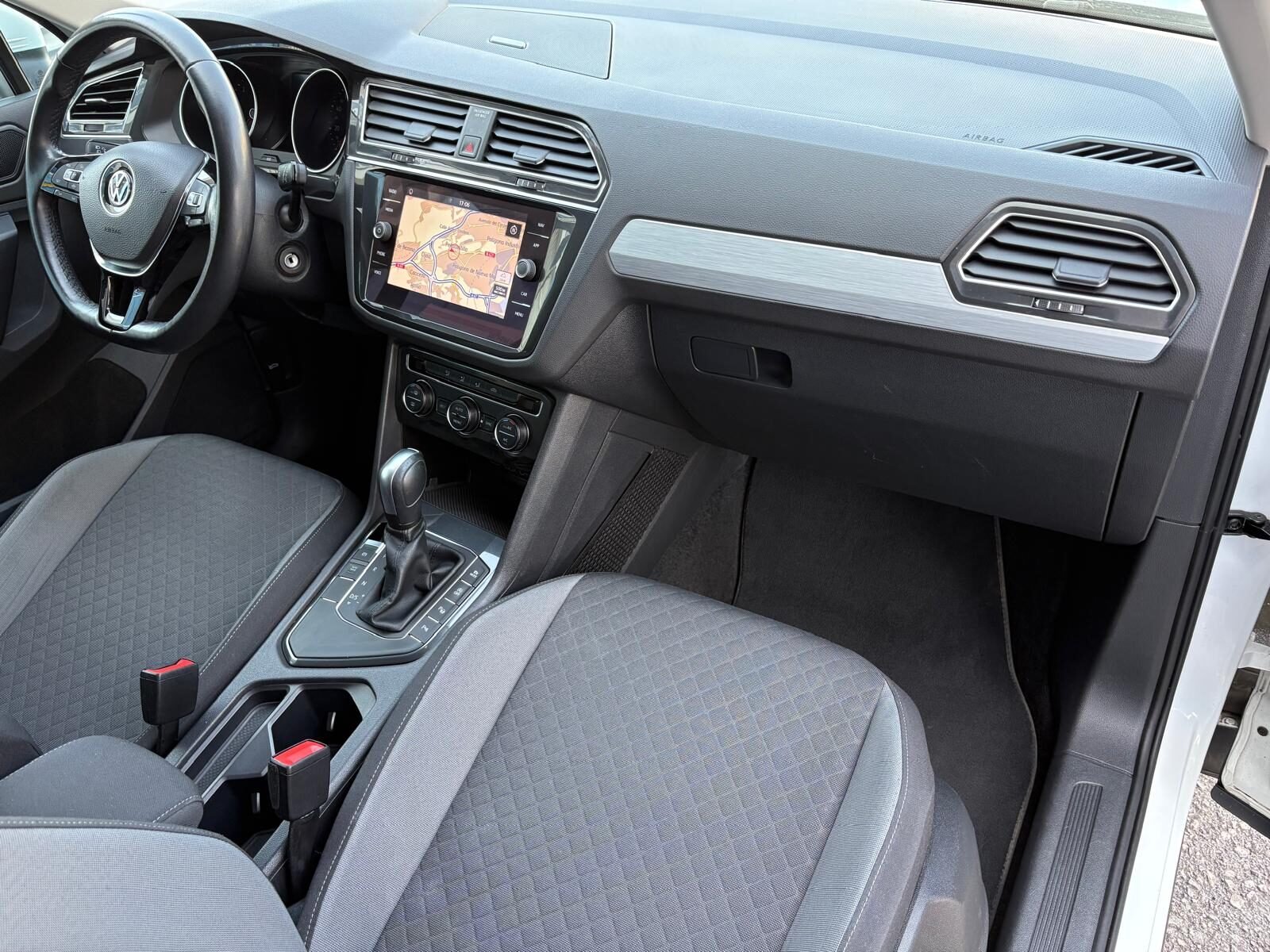 VOLKSWAGEN Tiguan R-Line 2.0 TDI Advance DSG 150