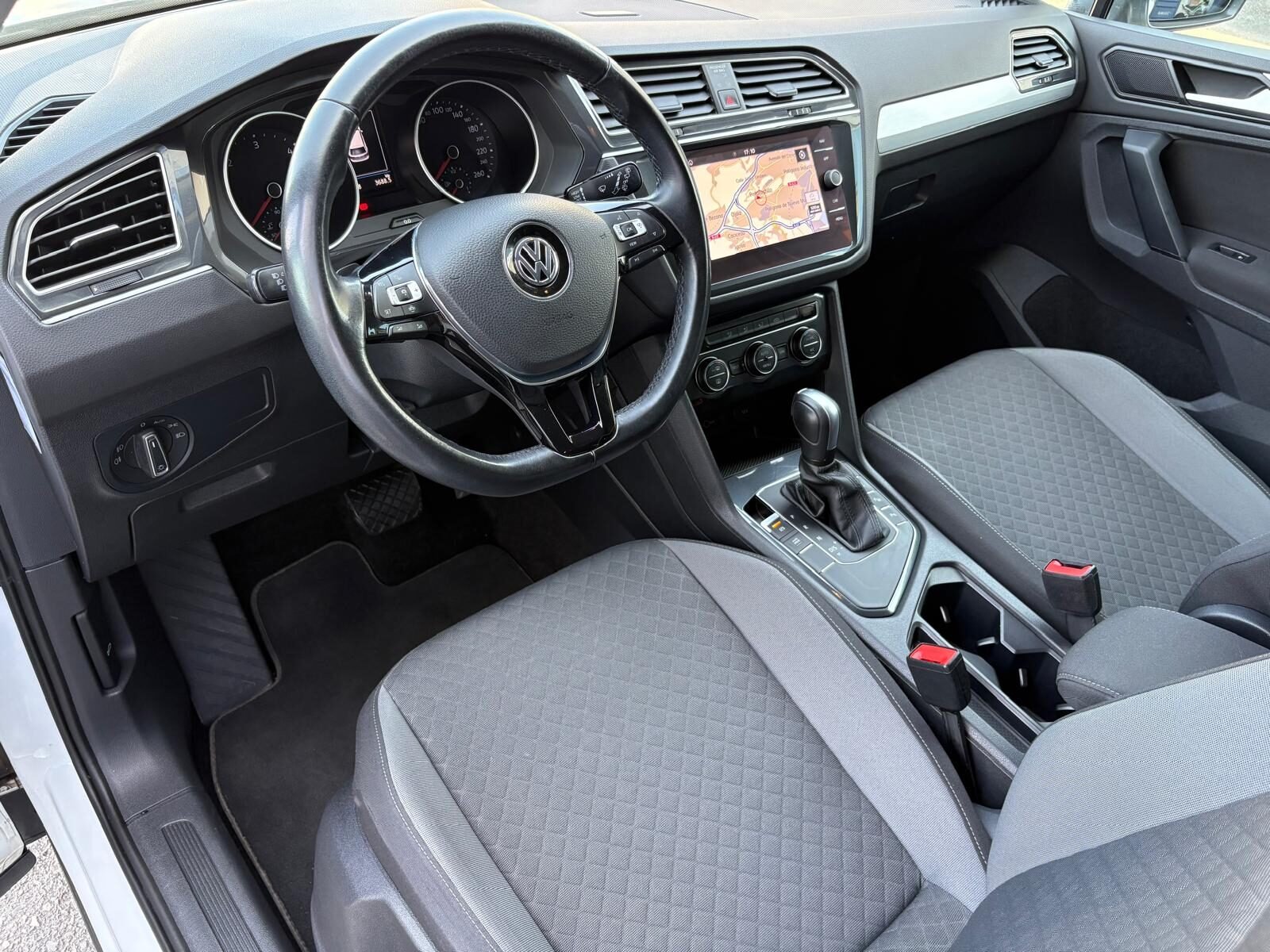 VOLKSWAGEN Tiguan R-Line 2.0 TDI Advance DSG 150