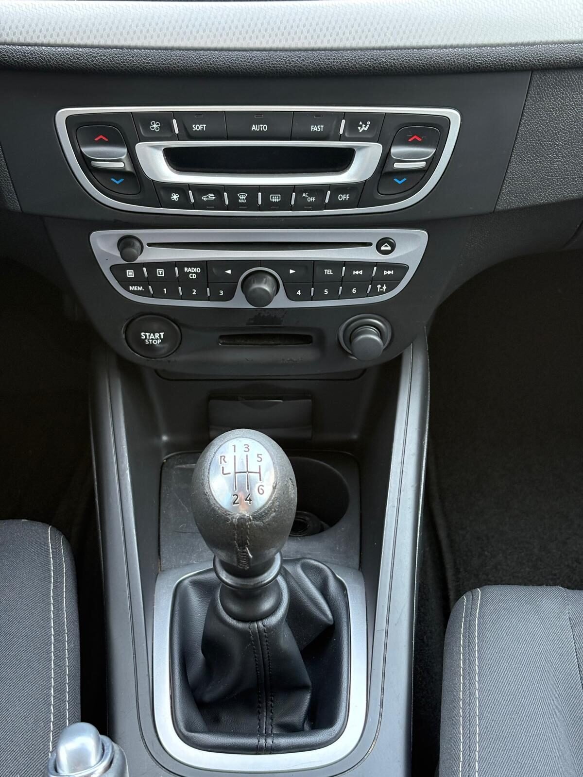 RENAULT Megane Coupe 1.6 Dynamique 110