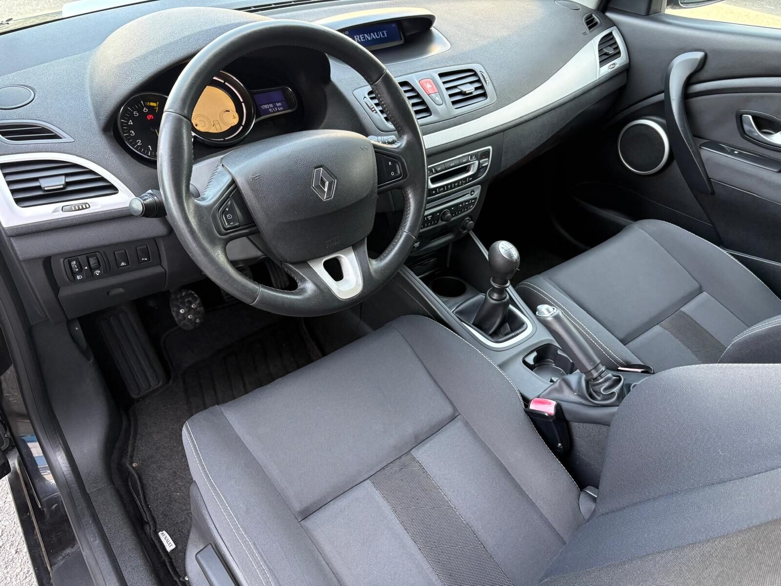 RENAULT Megane Coupe 1.6 Dynamique 110