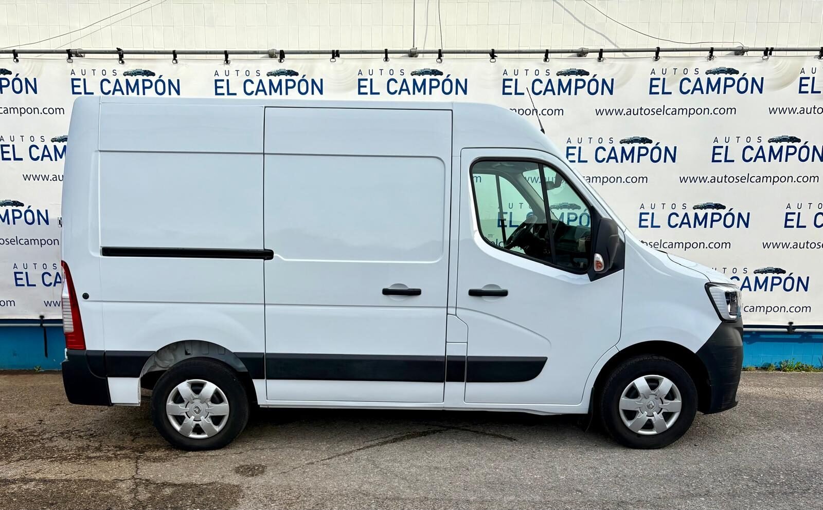 RENAULT Master Furgon 2.3 dCi L1H2 135