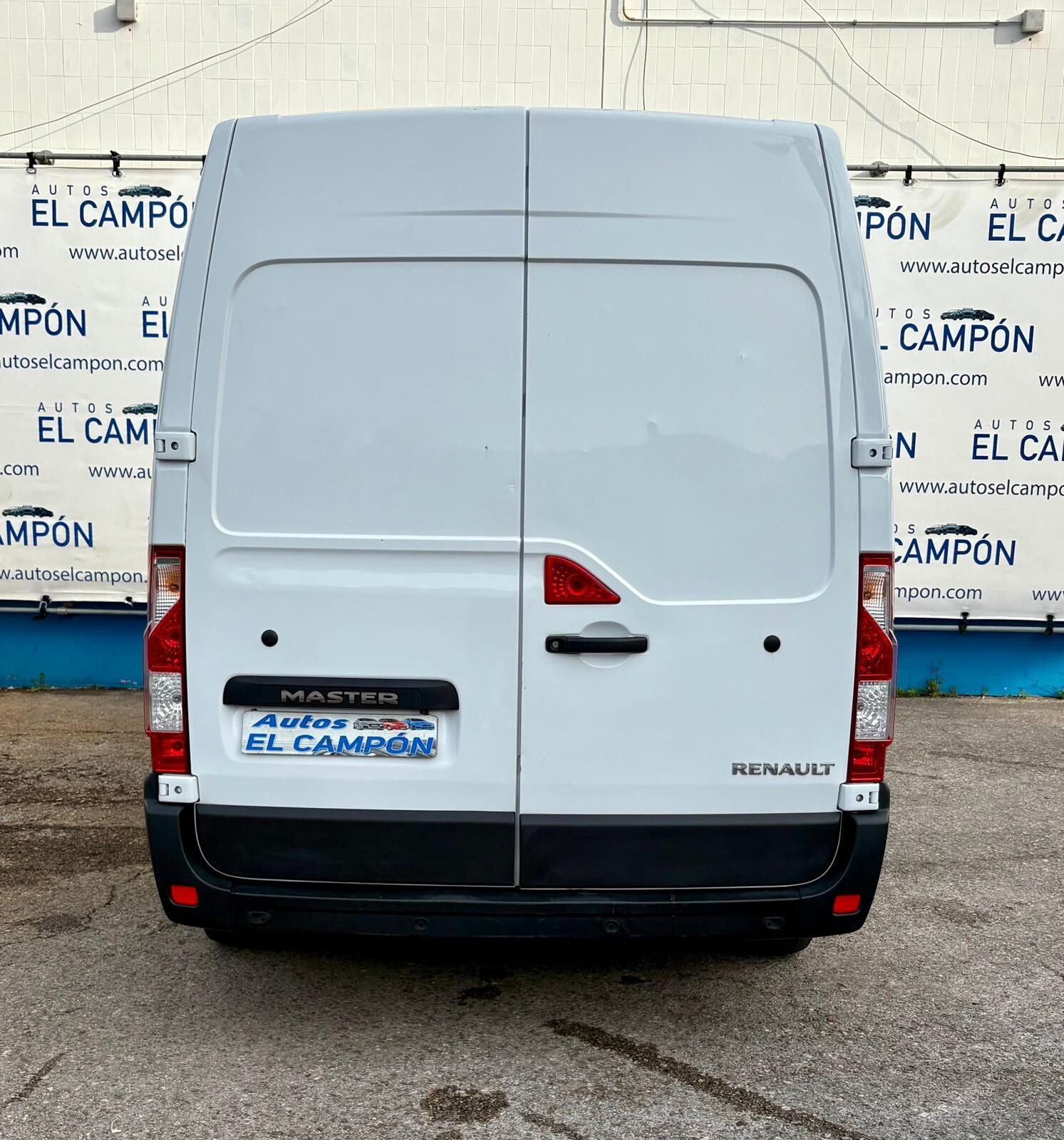 RENAULT Master Furgon 2.3 dCi L1H2 135