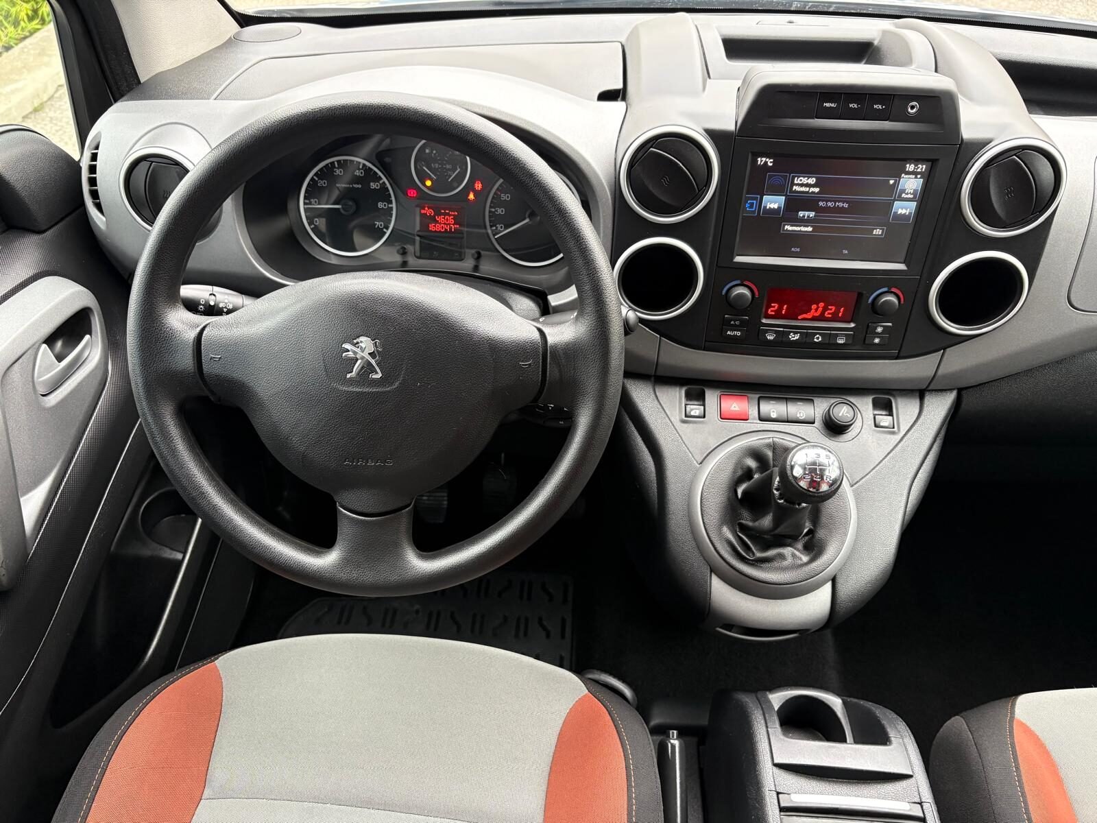 PEUGEOT Partner Tepee 1.6BlueHDI Style 100