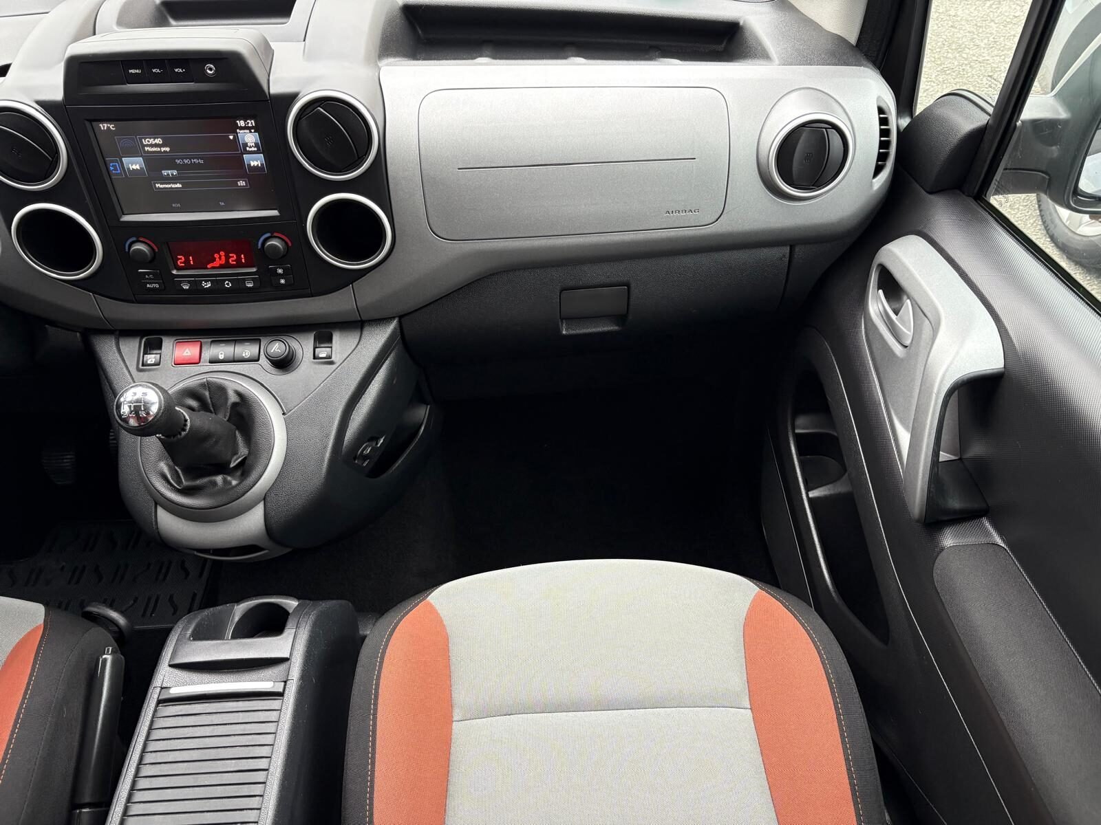 PEUGEOT Partner Tepee 1.6BlueHDI Style 100