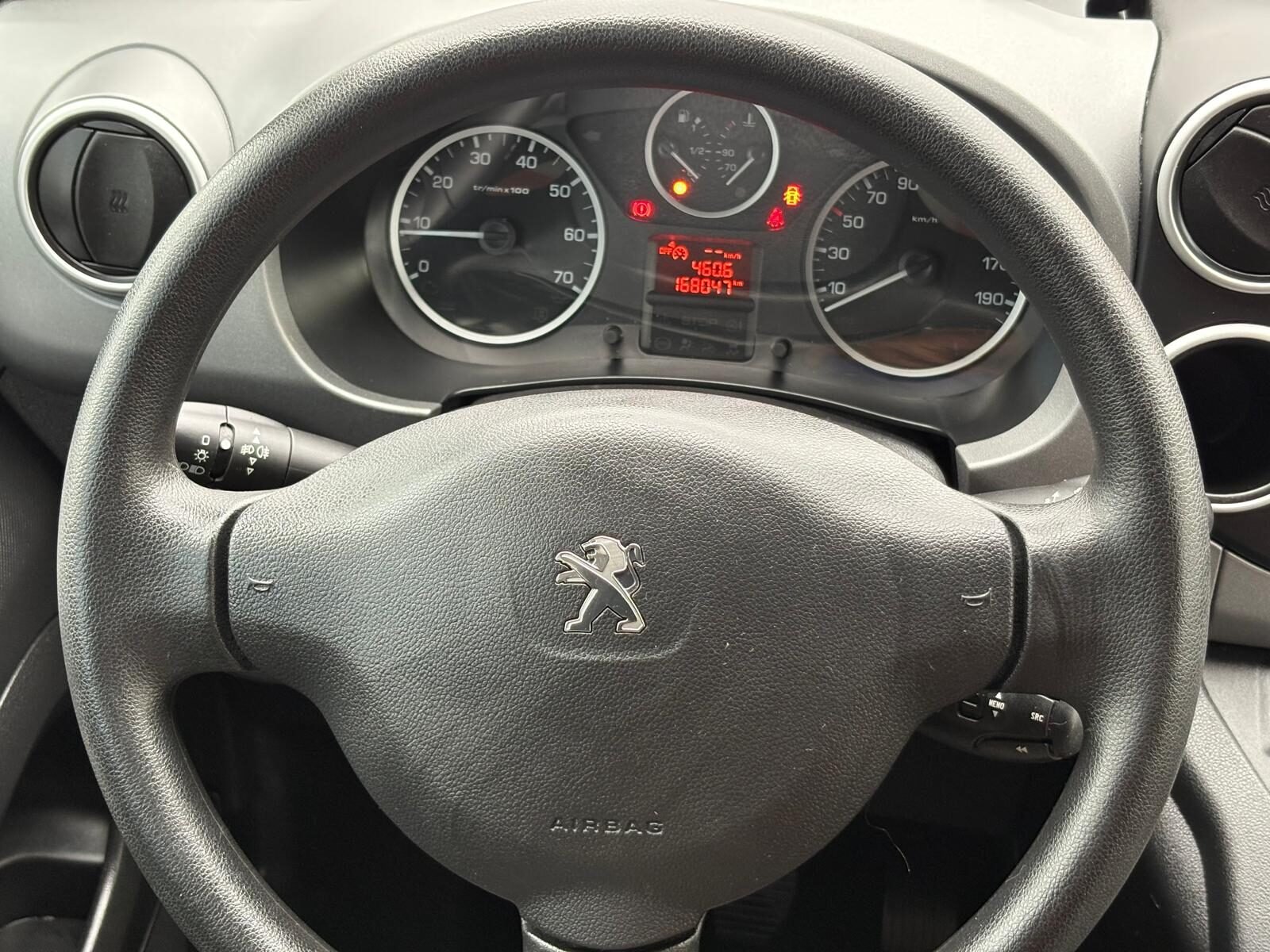 PEUGEOT Partner Tepee 1.6BlueHDI Style 100