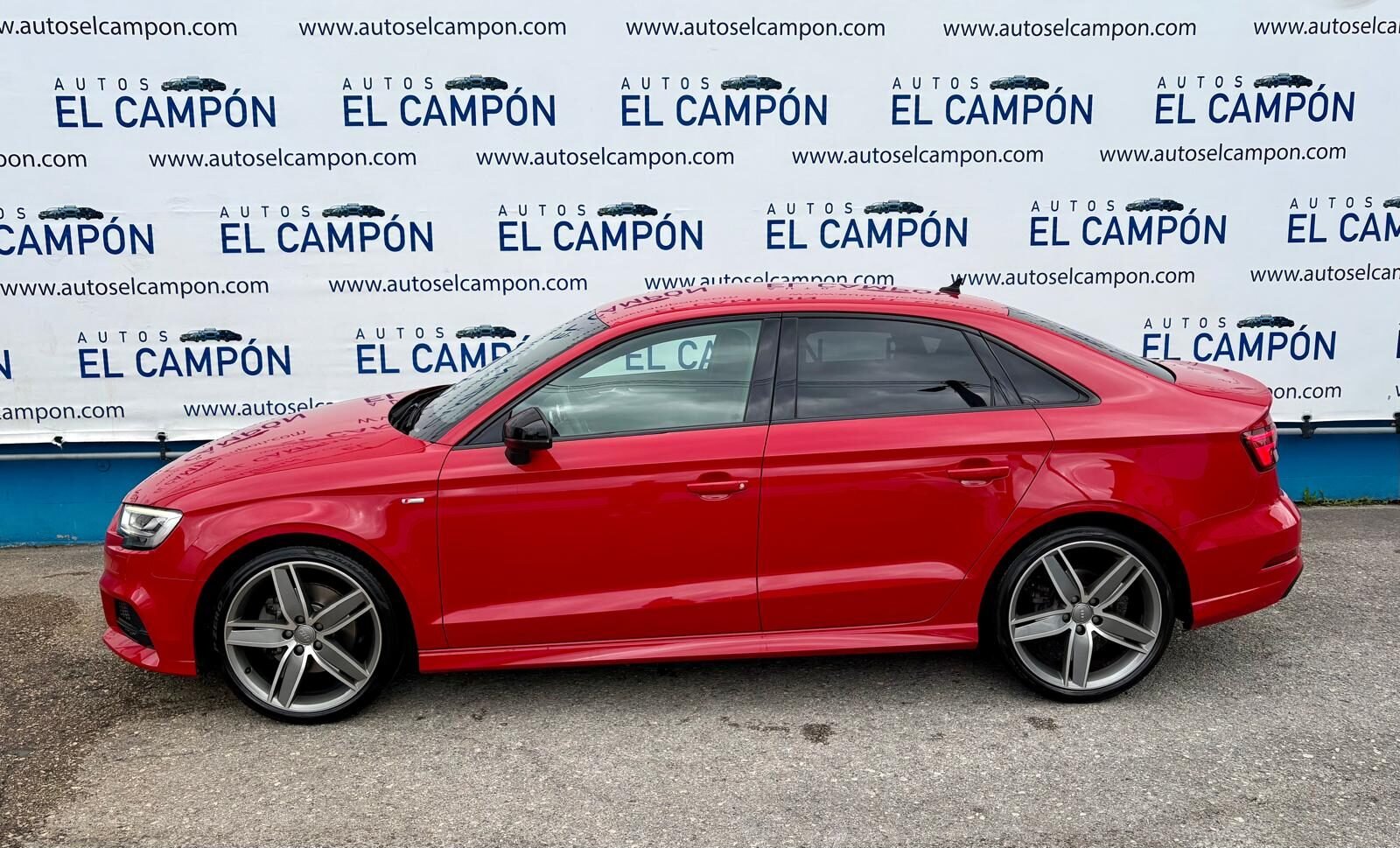 AUDI A3 Sedan 35 TDI Black Line Edition S-Line S-tronic 150