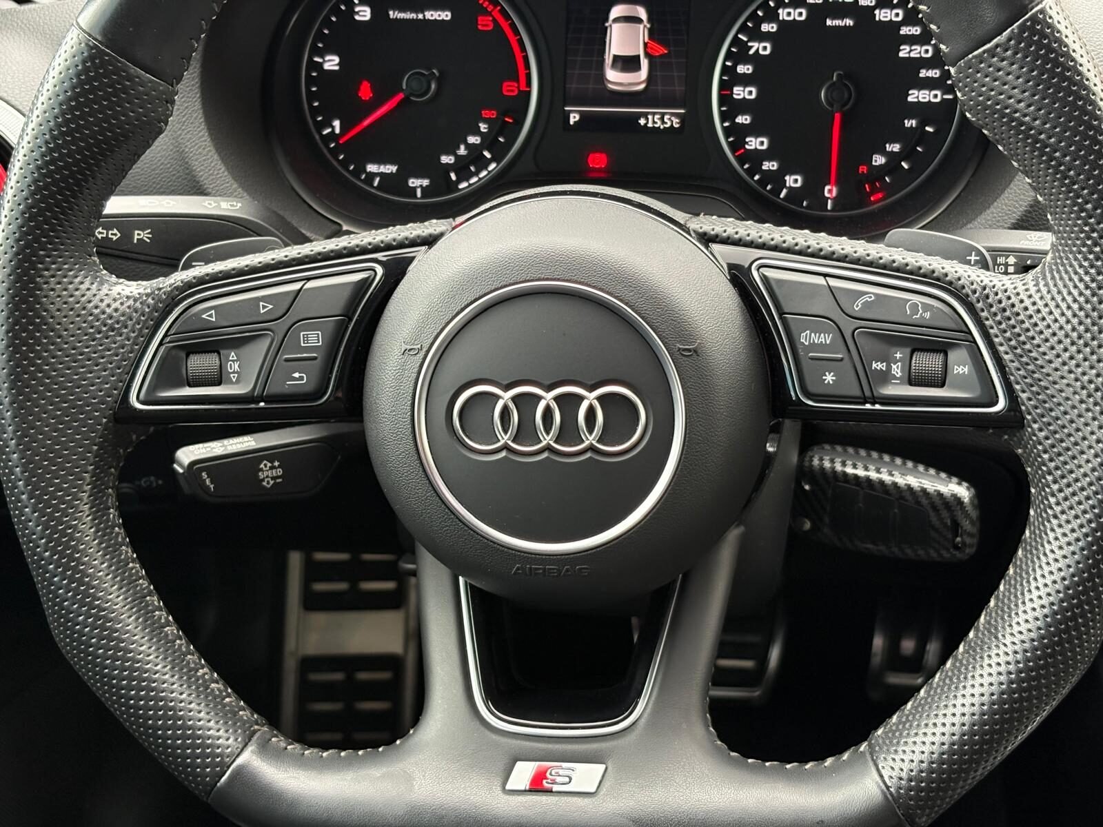 AUDI A3 Sedan 35 TDI Black Line Edition S-Line S-tronic 150