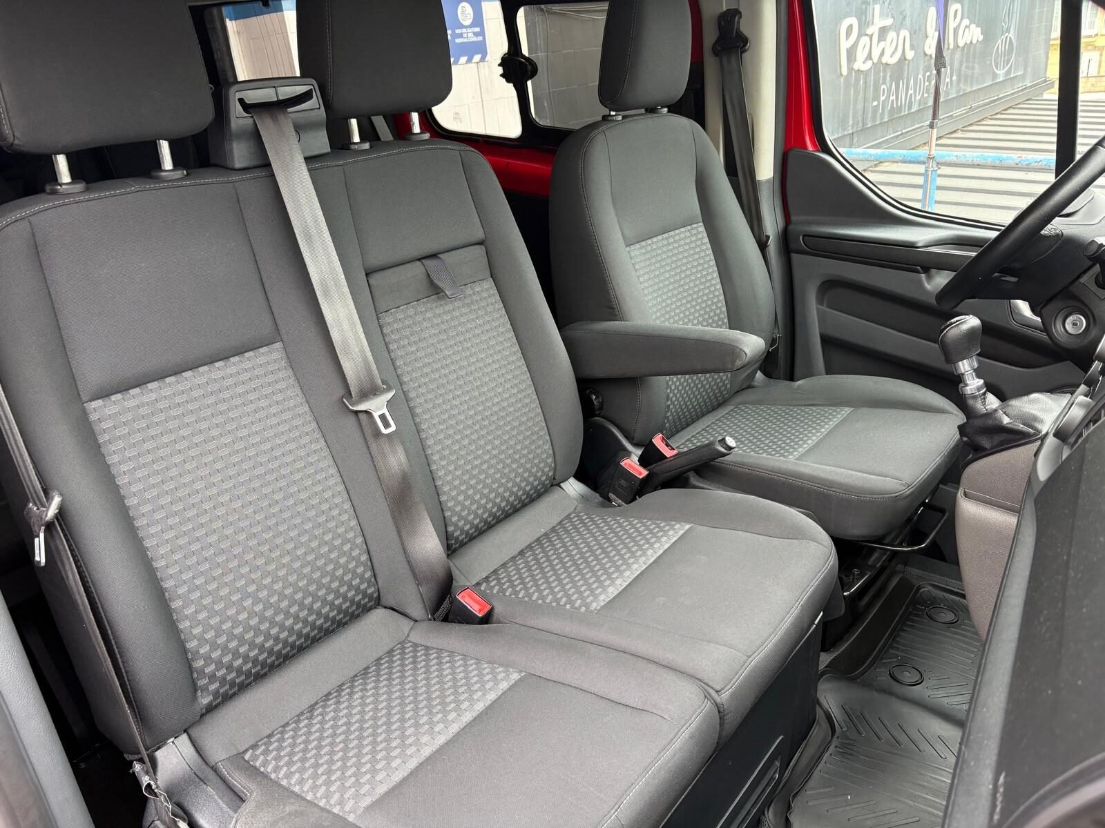 FORD Transit Custom 2.0 TdCI Kombi 1 Ambiente Hybrid 105