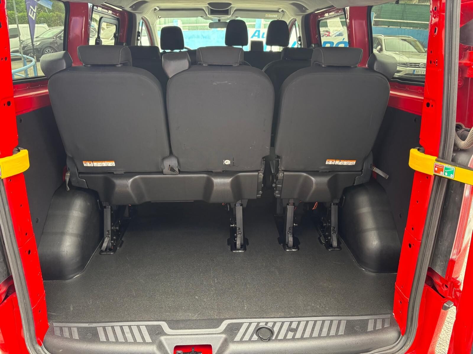 FORD Transit Custom 2.0 TdCI Kombi 1 Ambiente Hybrid 105