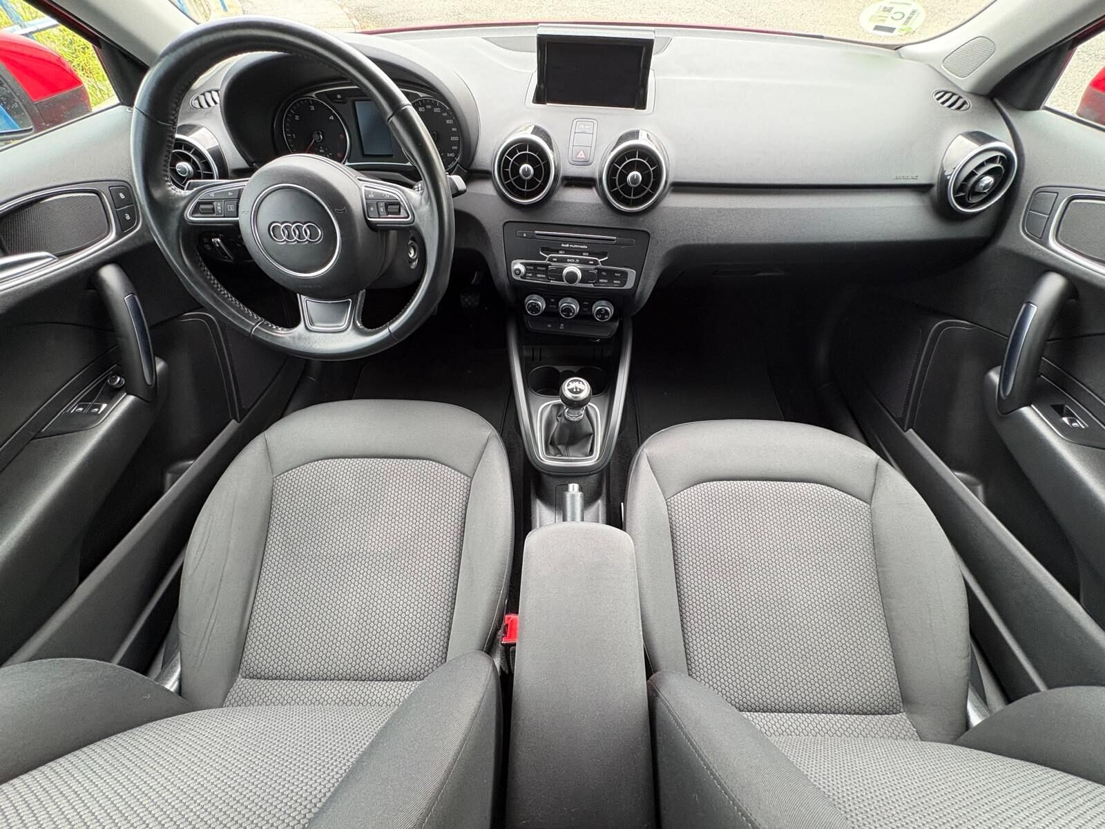 AUDI A1 1.4 TDI Ultra Attraction S-Line 90