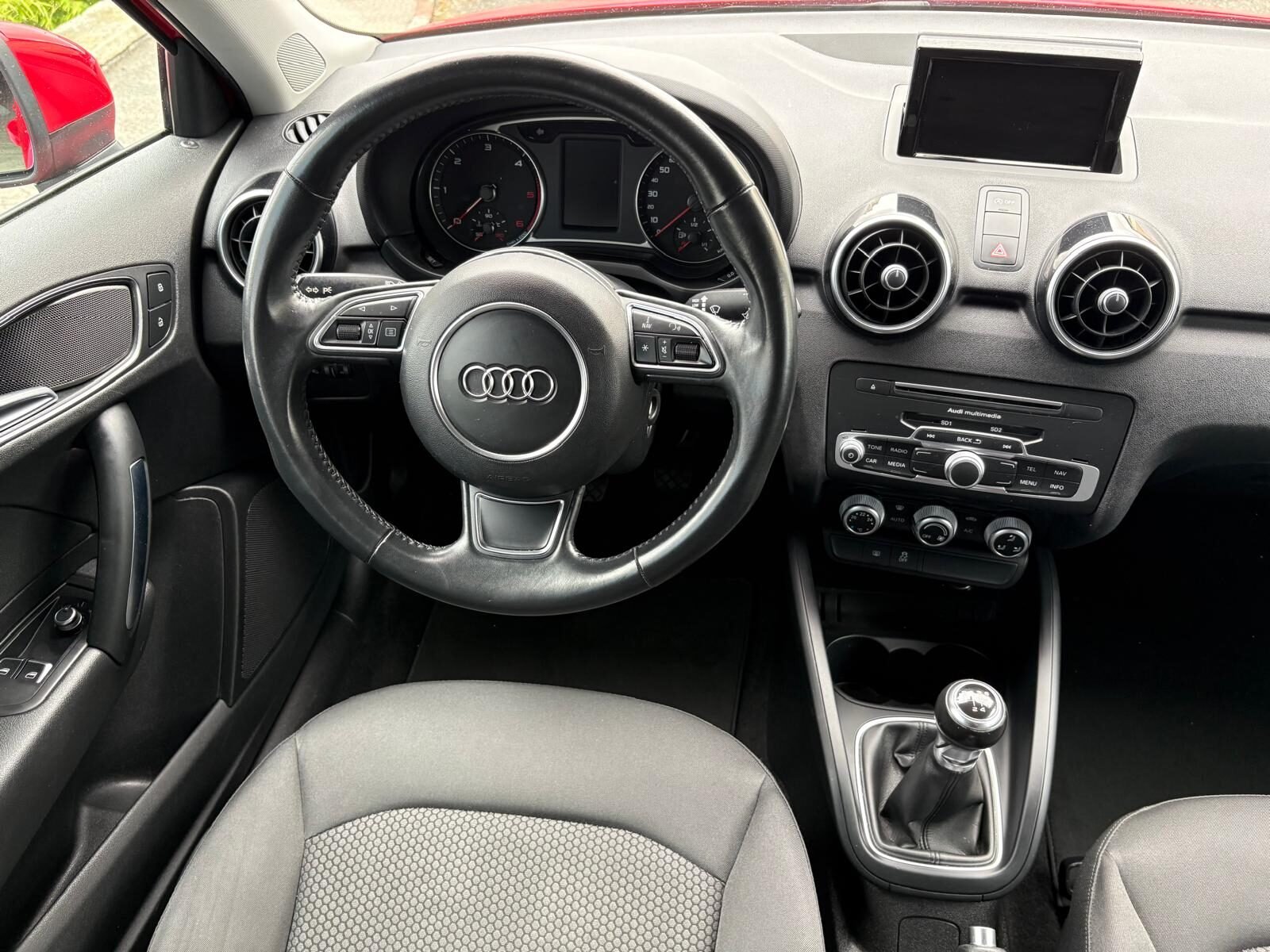 AUDI A1 1.4 TDI Ultra Attraction S-Line 90