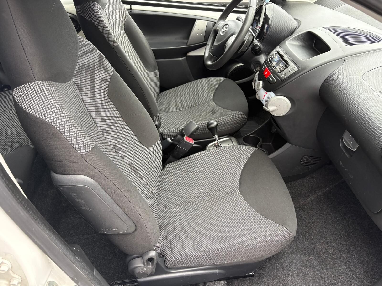 TOYOTA Aygo 1.0 VVT-i City Aut. 68