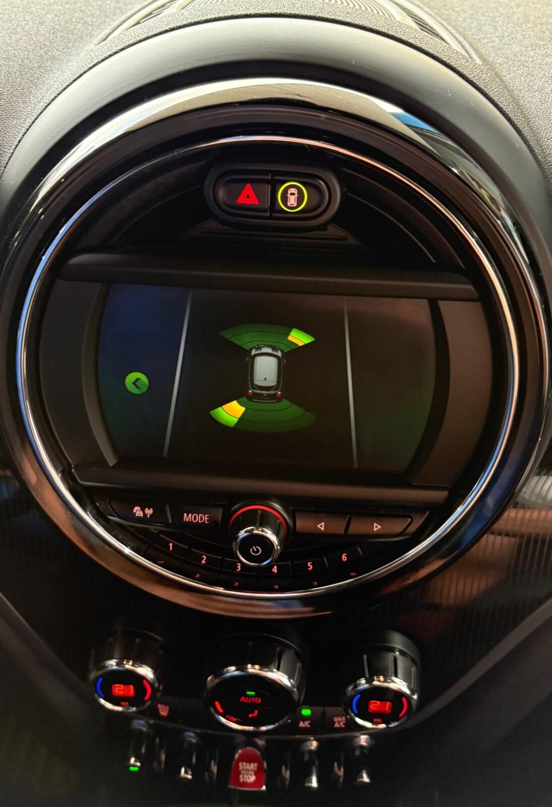 MINI Countryman Cooper 136