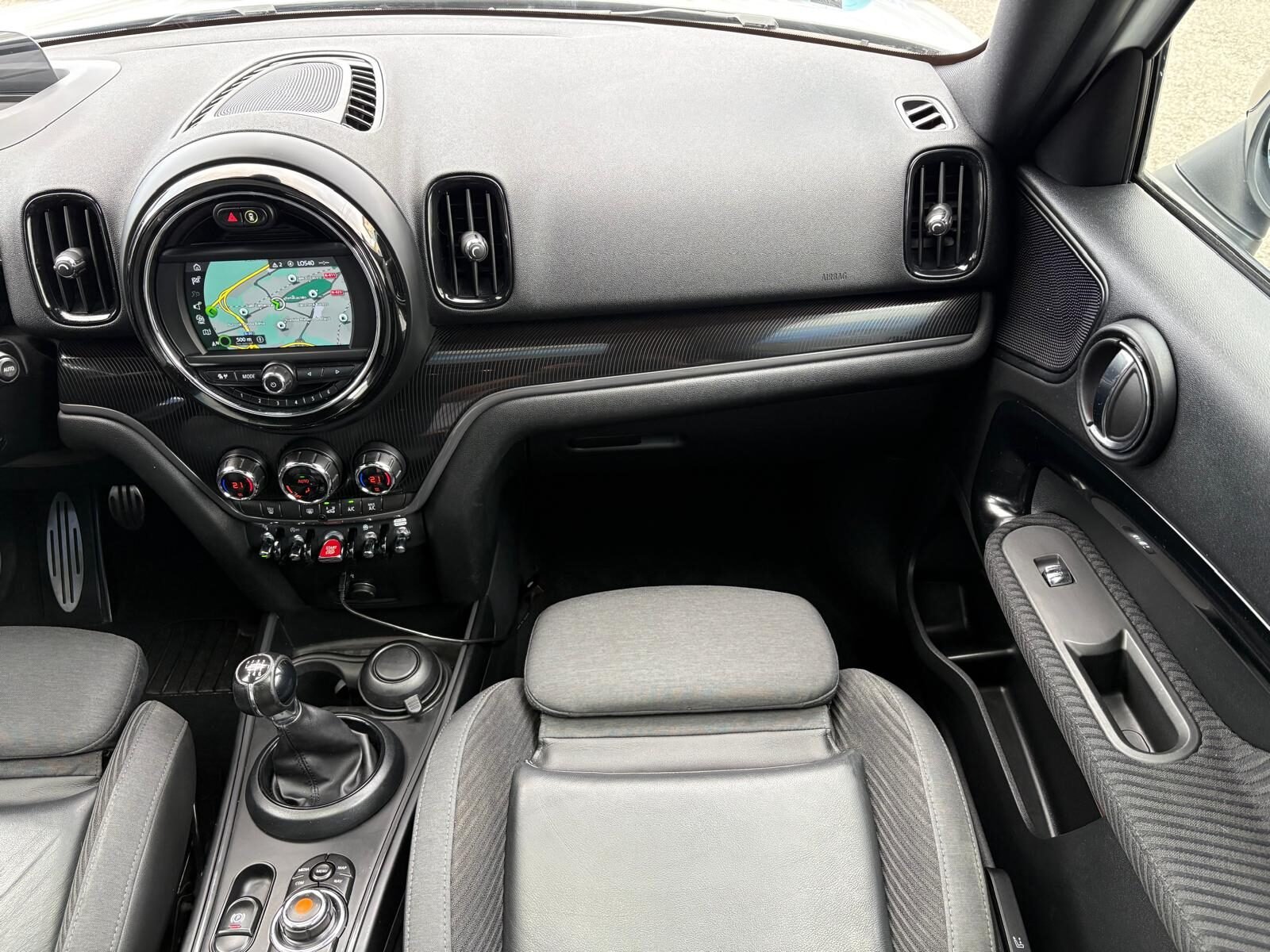 MINI Countryman Cooper 136