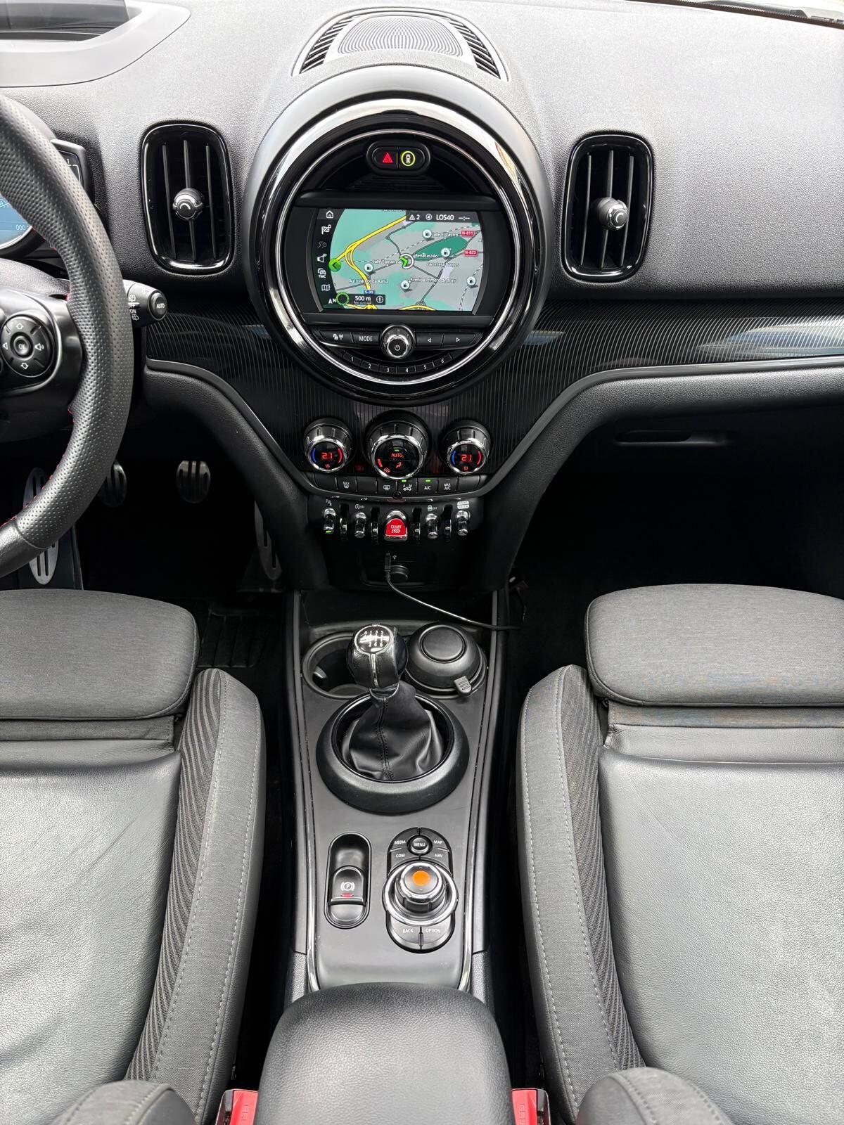 MINI Countryman Cooper 136