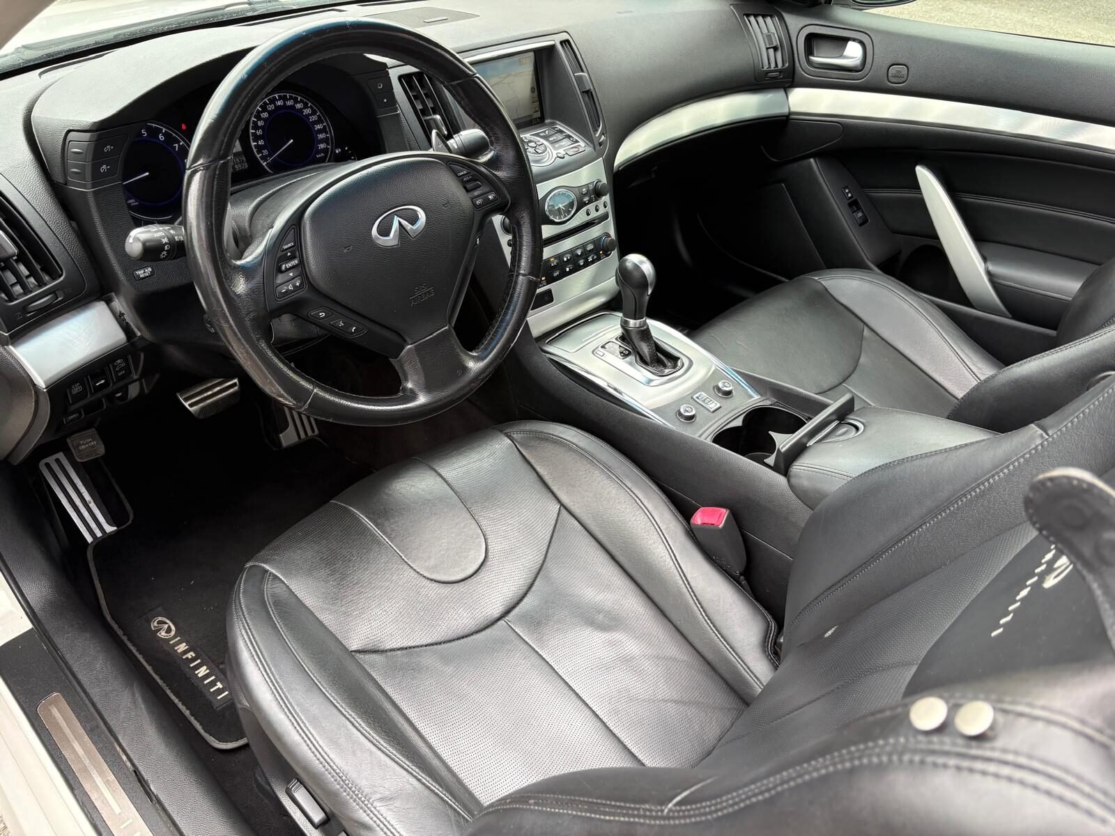INFINITI G 37 GT Cabrio AT 320