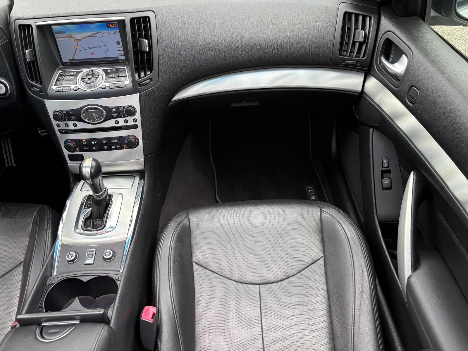 INFINITI G 37 GT Cabrio AT 320