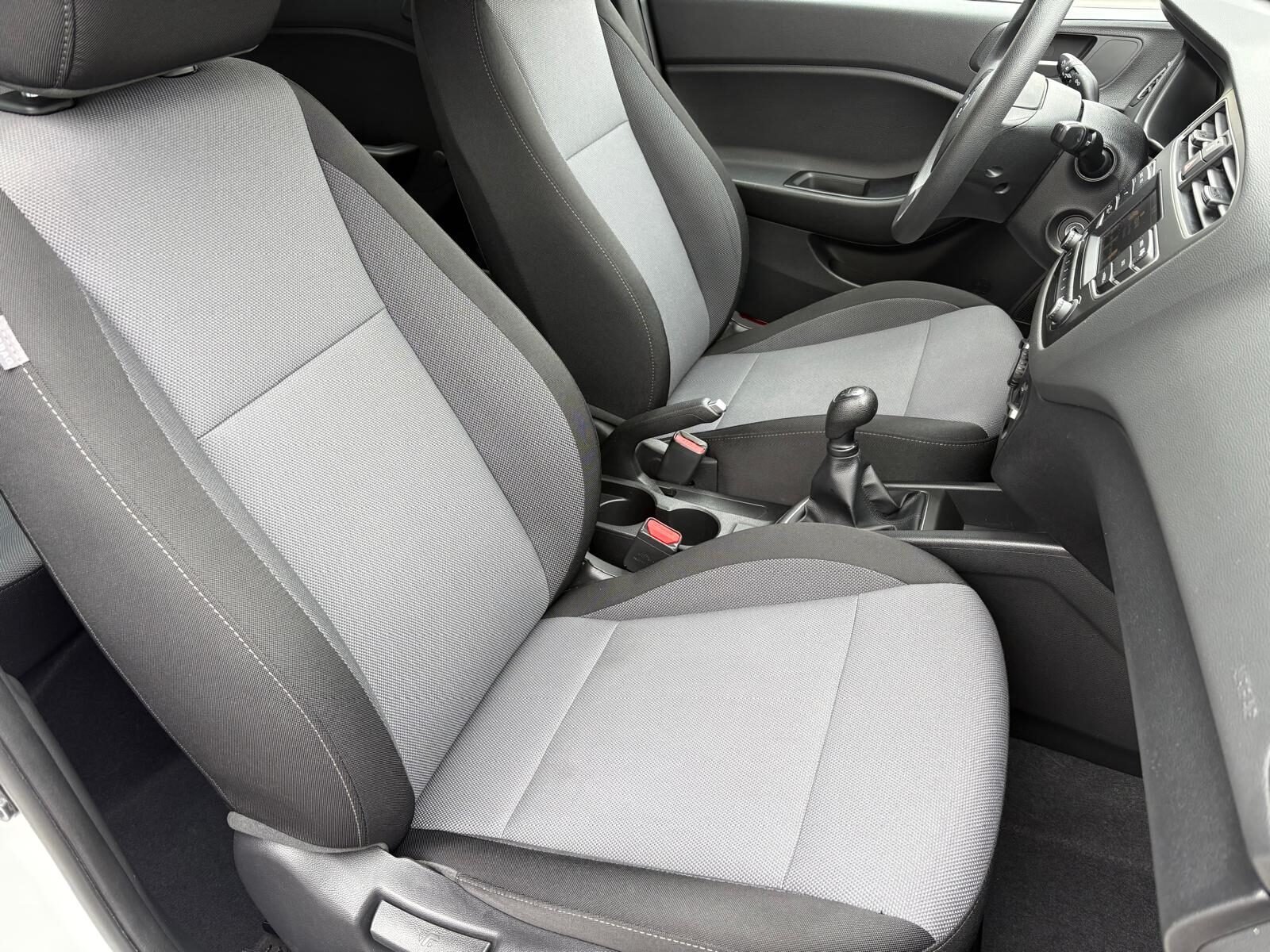 HYUNDAI I20 1.2 MPI Essence 75