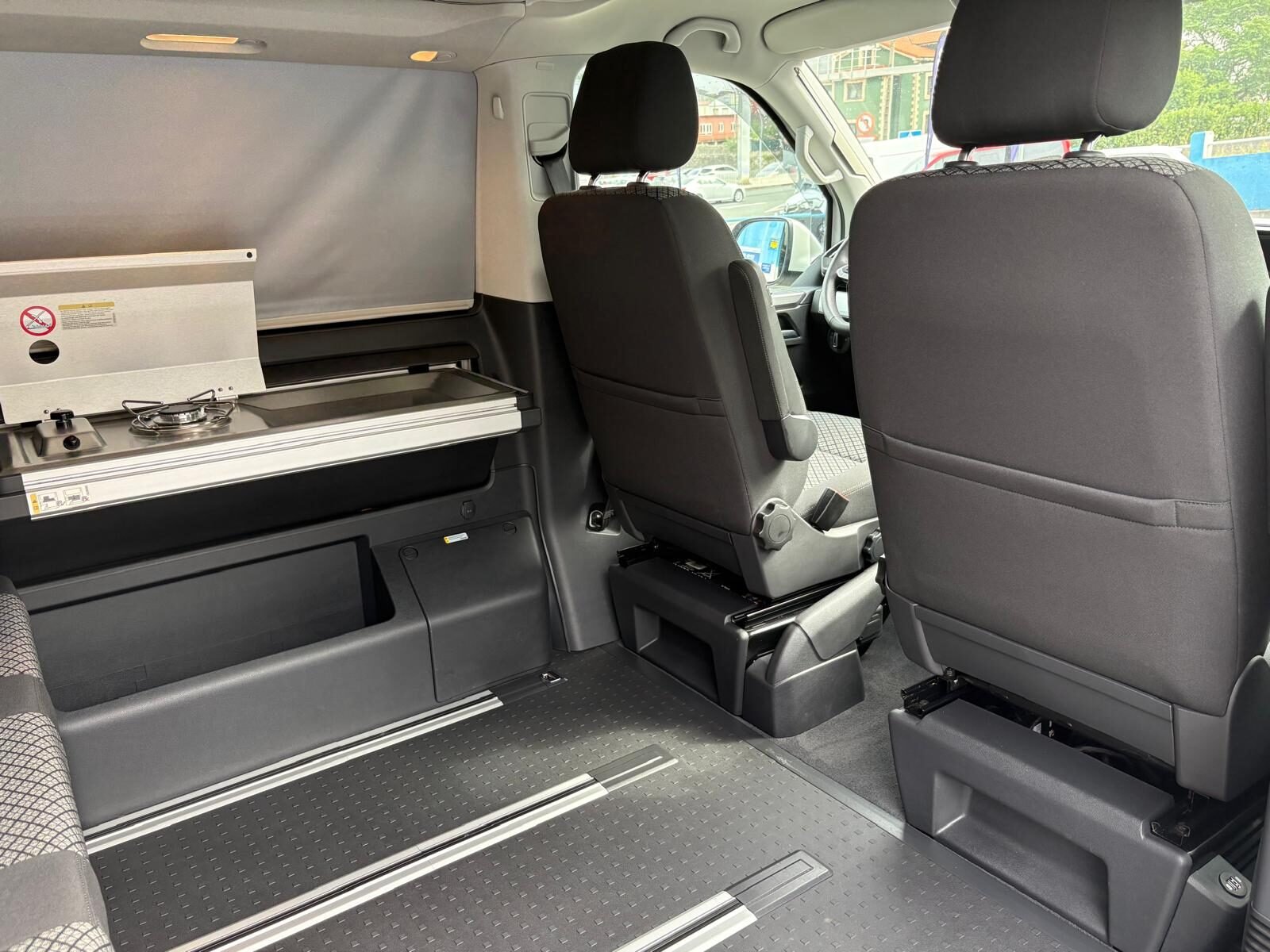 VOLKSWAGEN California 2.0 TDI Outdoor Beach Camper 150