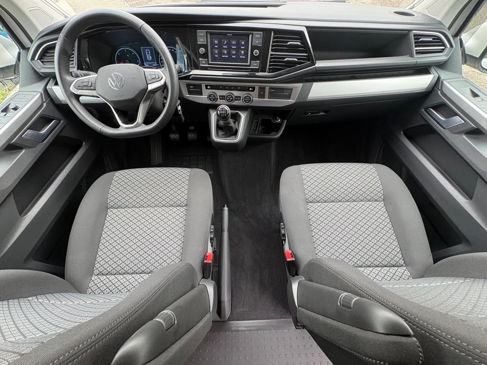 VOLKSWAGEN California 2.0 TDI Outdoor Beach Camper 150