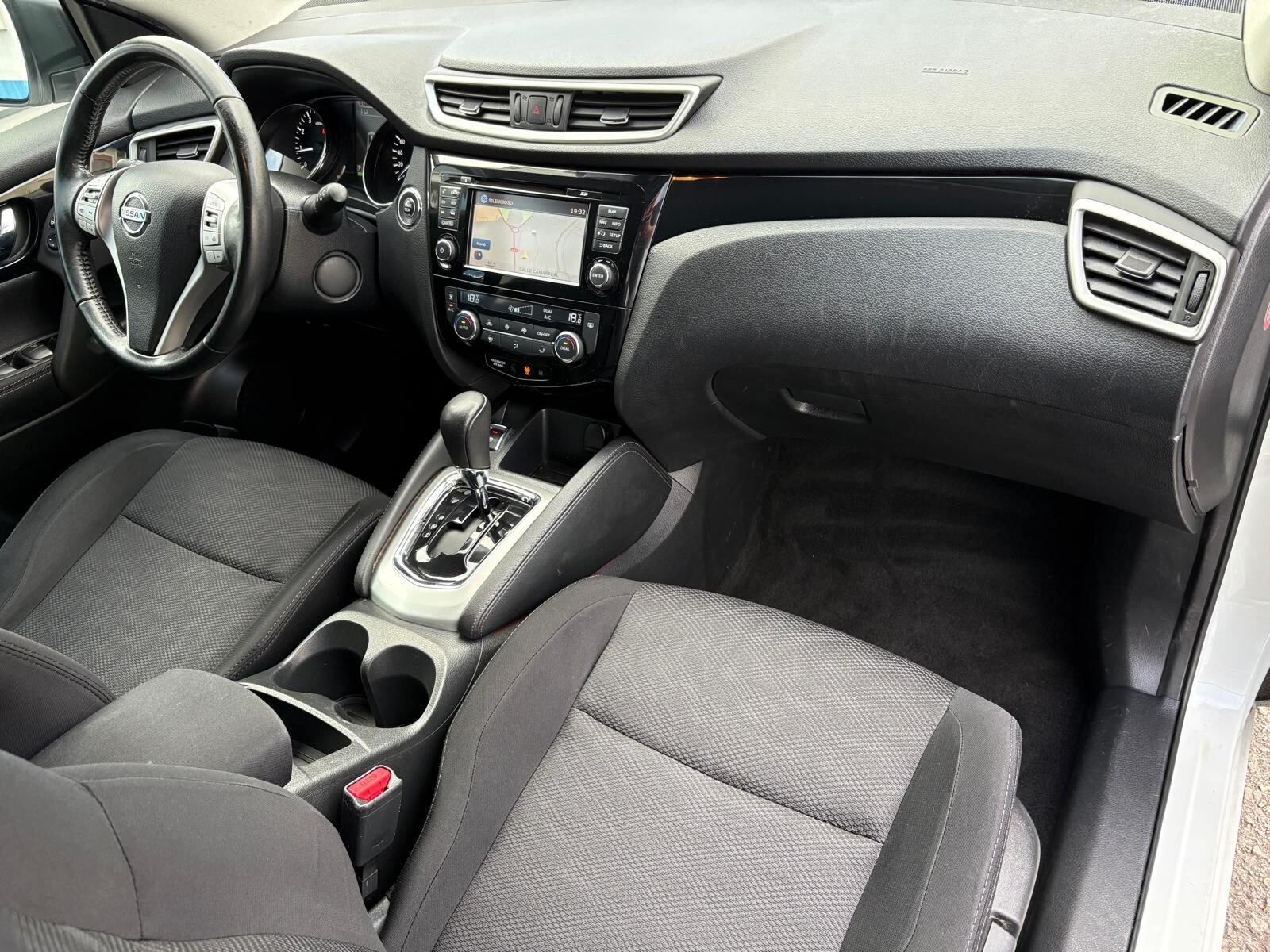 NISSAN QASHQAI 1.2 DIG-T N-Vision 4x2 Xtronic 115